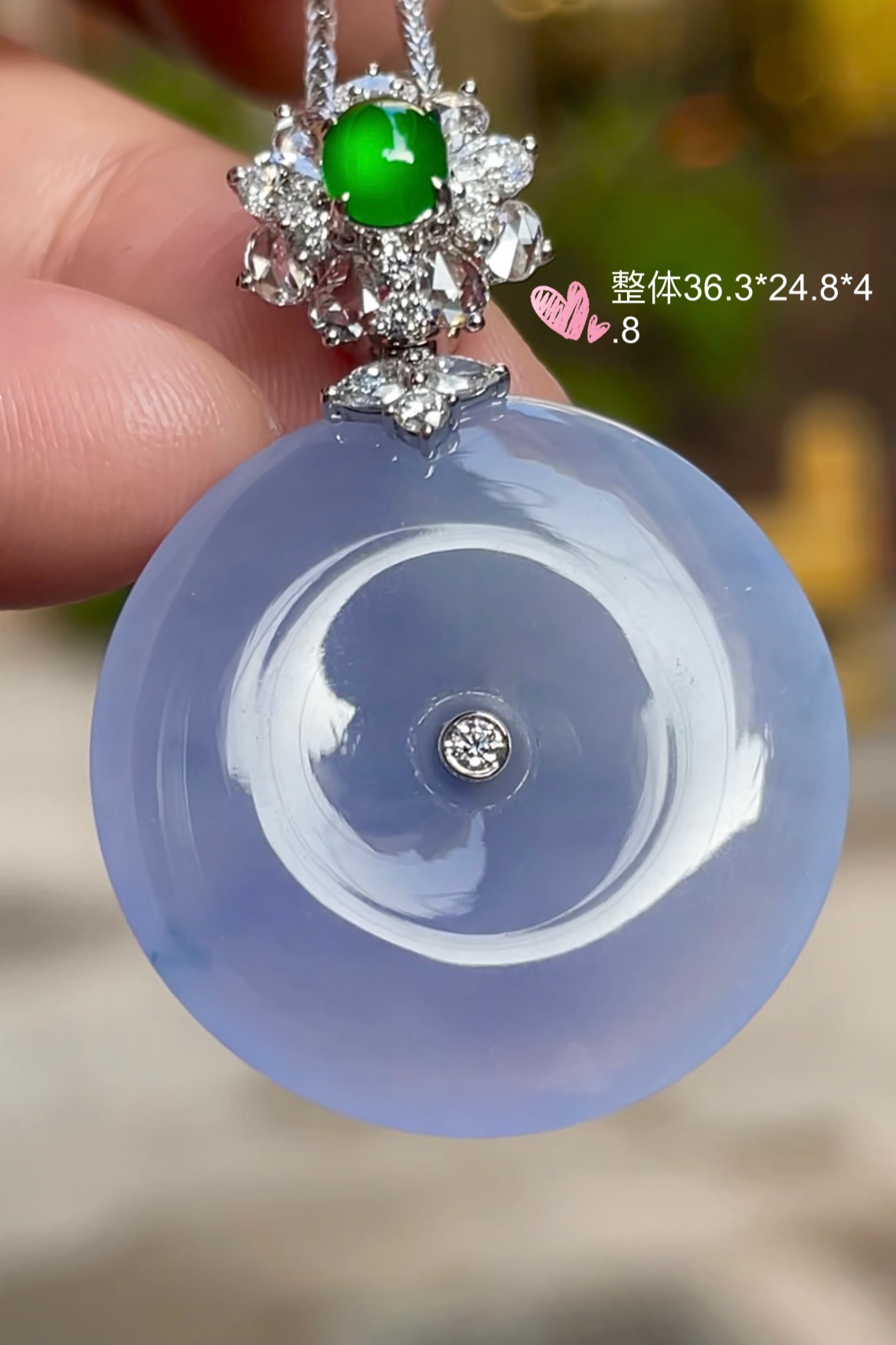 ️【冰种，平安扣】大件饱满，通透水润，玉质细腻，翠色鲜艳，18k金奢华钻石镶嵌️，36.3*24