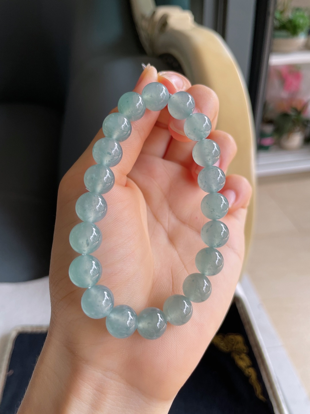 ️，天然翡翠A货，冰天空蓝手串，尺寸：9.8mm。【编4669】