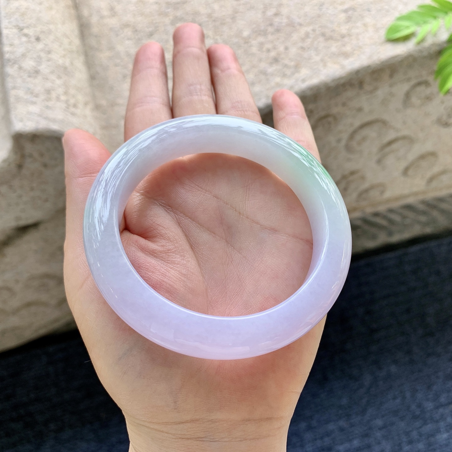 正圈59 60 圈口60.4/13/10.2 编码T1090605 春彩，水润，种老，细腻，无裂