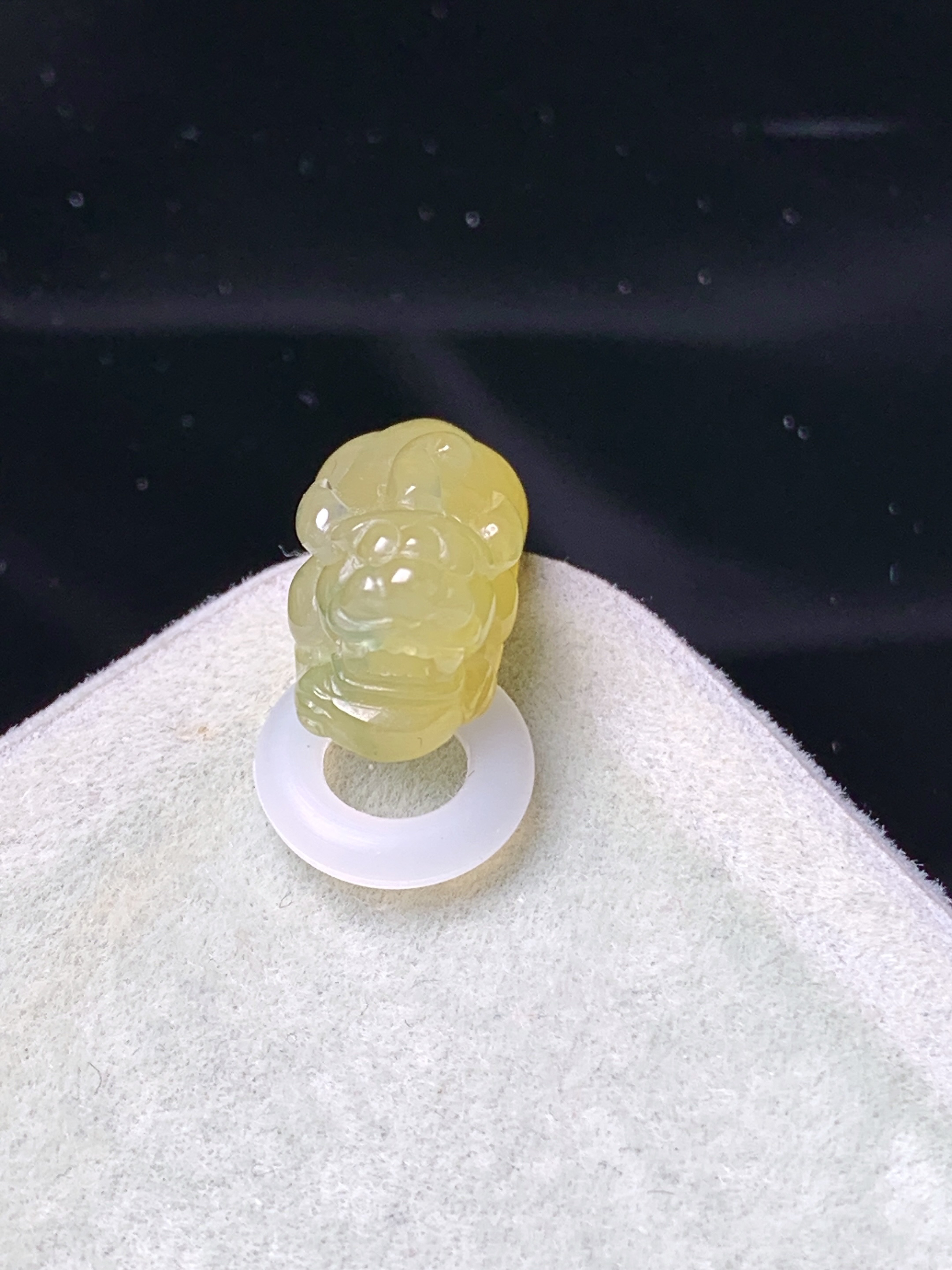 黄翡貔貅吊坠 玉质细腻 色泽艳丽清新 水润亮眼 整体尺寸15*8*8.5 v4