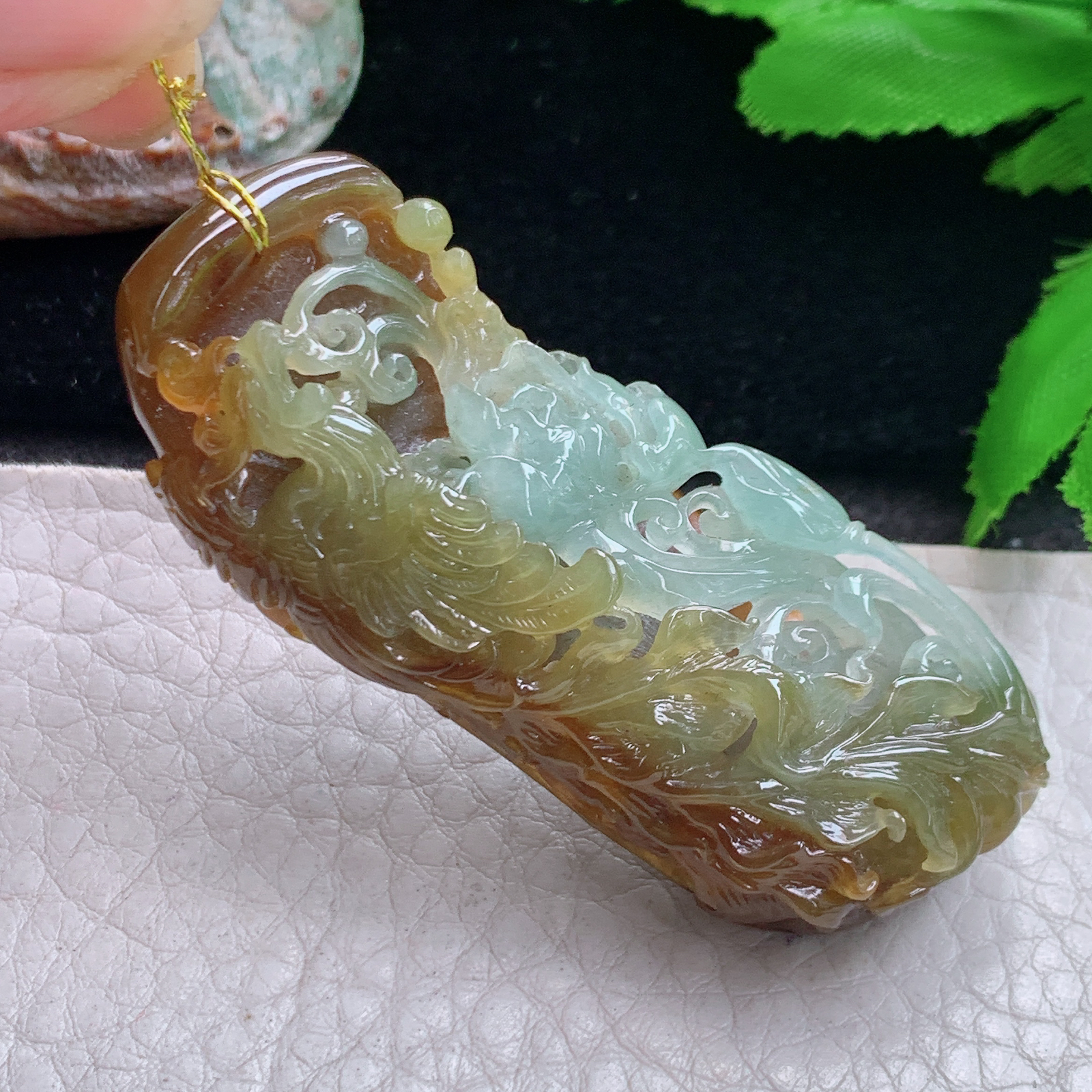 Xj实拍60*26*13.8缅甸翡翠黄加绿双彩母仪天下吊坠 花开富贵