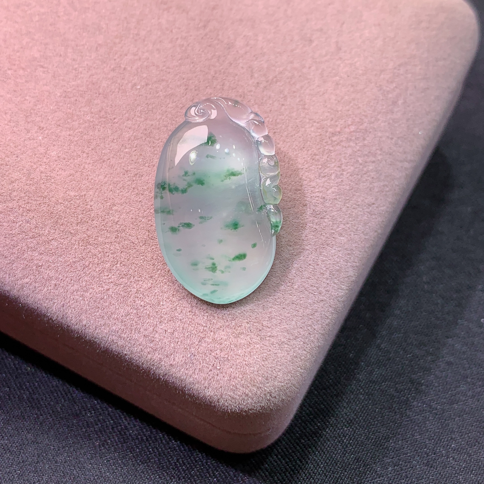 冰飘花福瓜，镶嵌佳品，冰润细腻，种水足，Xl01 尺寸25.4*15.6*5.5