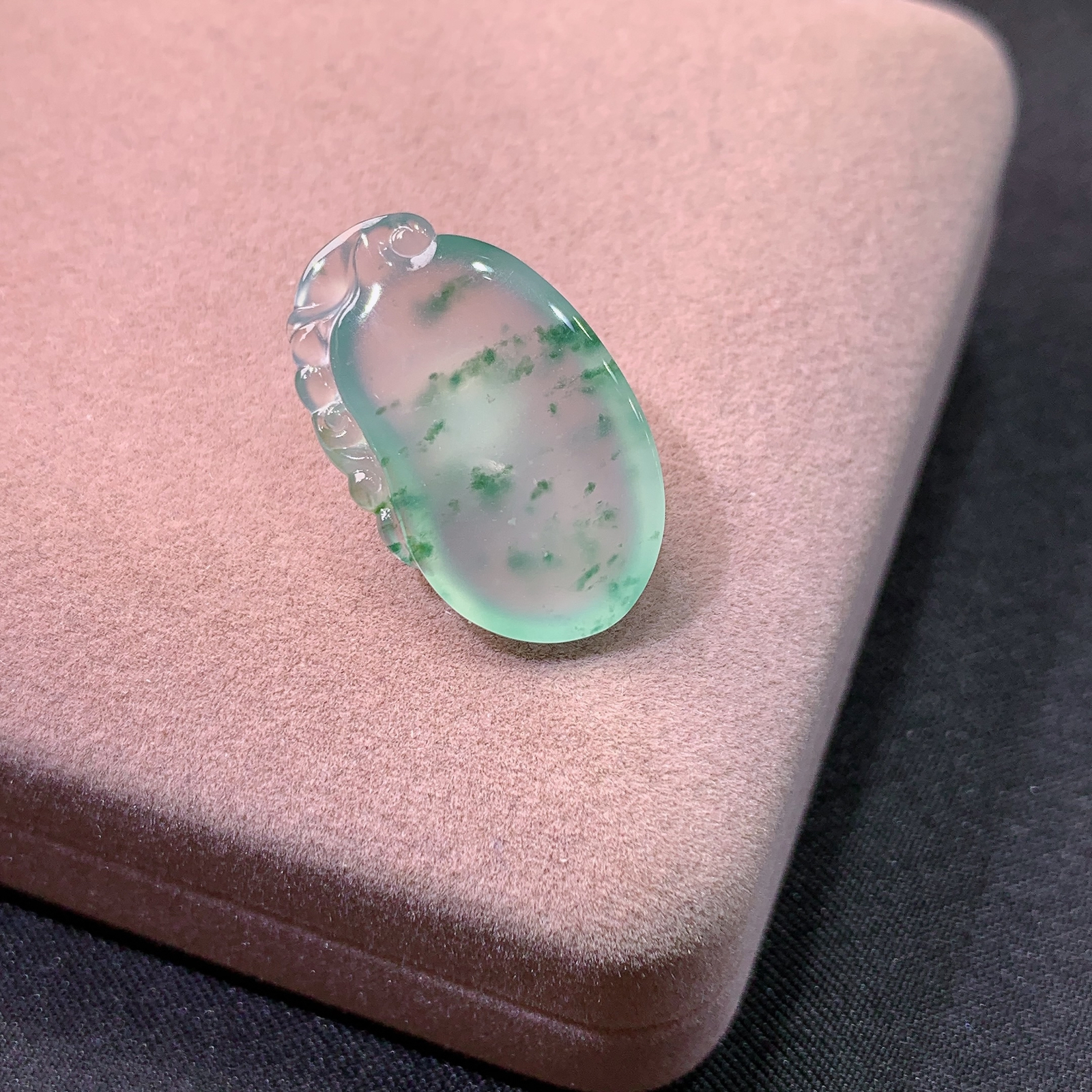 冰飘花福瓜，镶嵌佳品，冰润细腻，种水足，Xl01 尺寸25.4*15.6*5.5