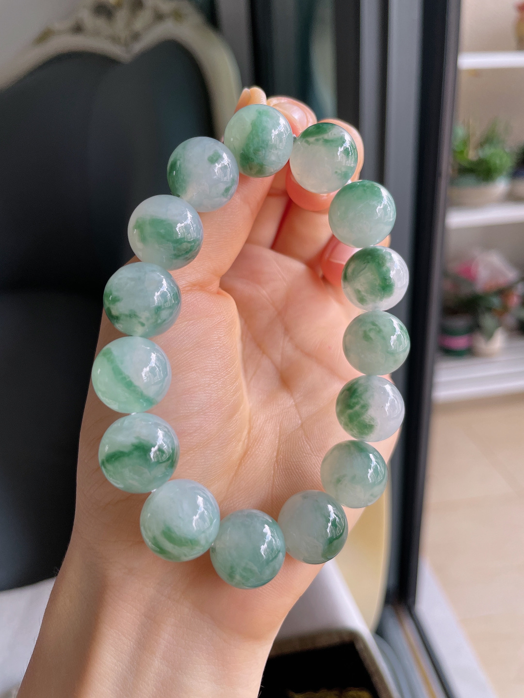 ️，缅甸天然翡翠A货，冰种飘花手链，大颗粒，尺寸：14.2mm。【编4533】