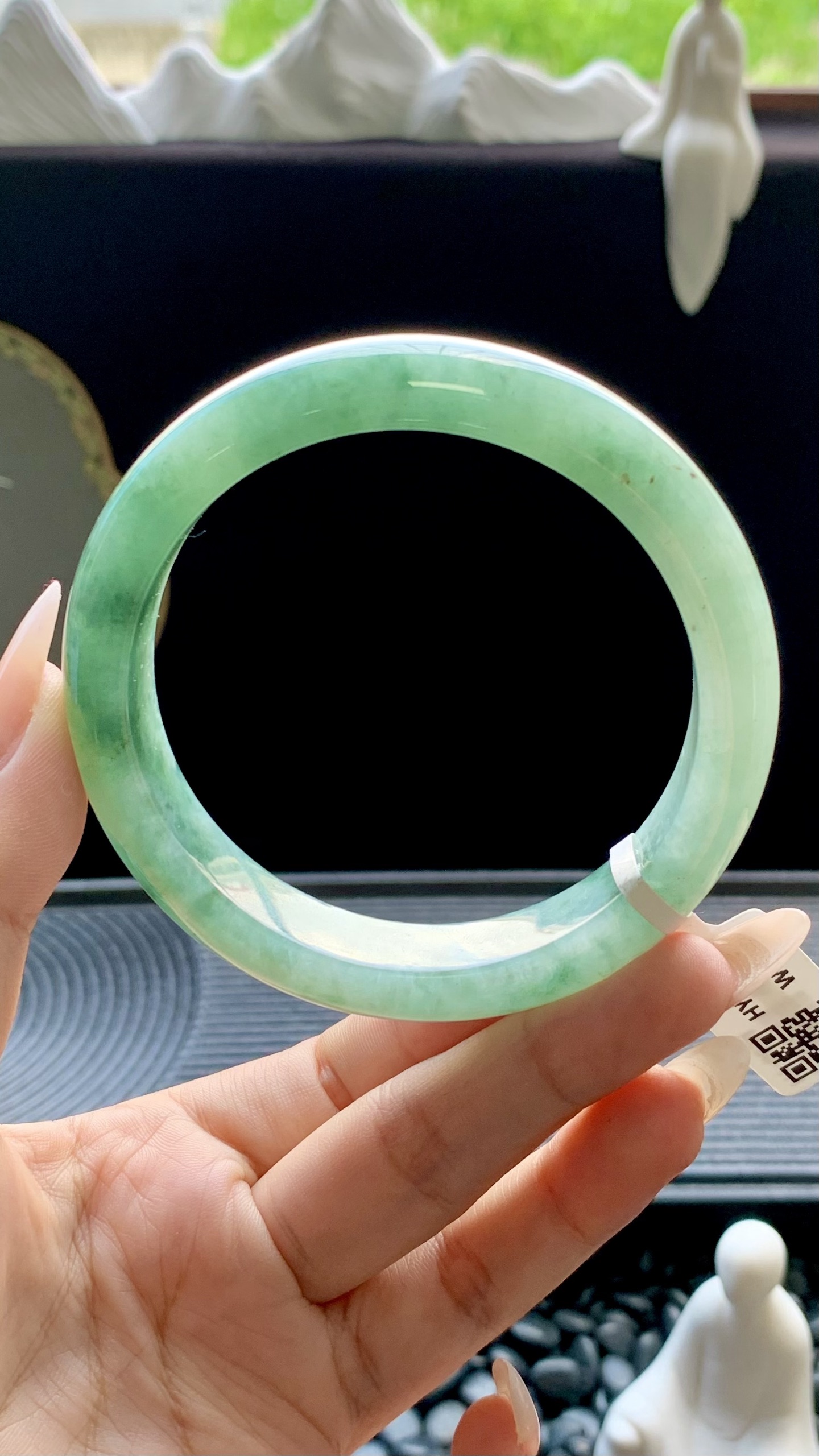 湖水绿飘花正圈手镯成品 HY-6694 尺寸：61-13-9