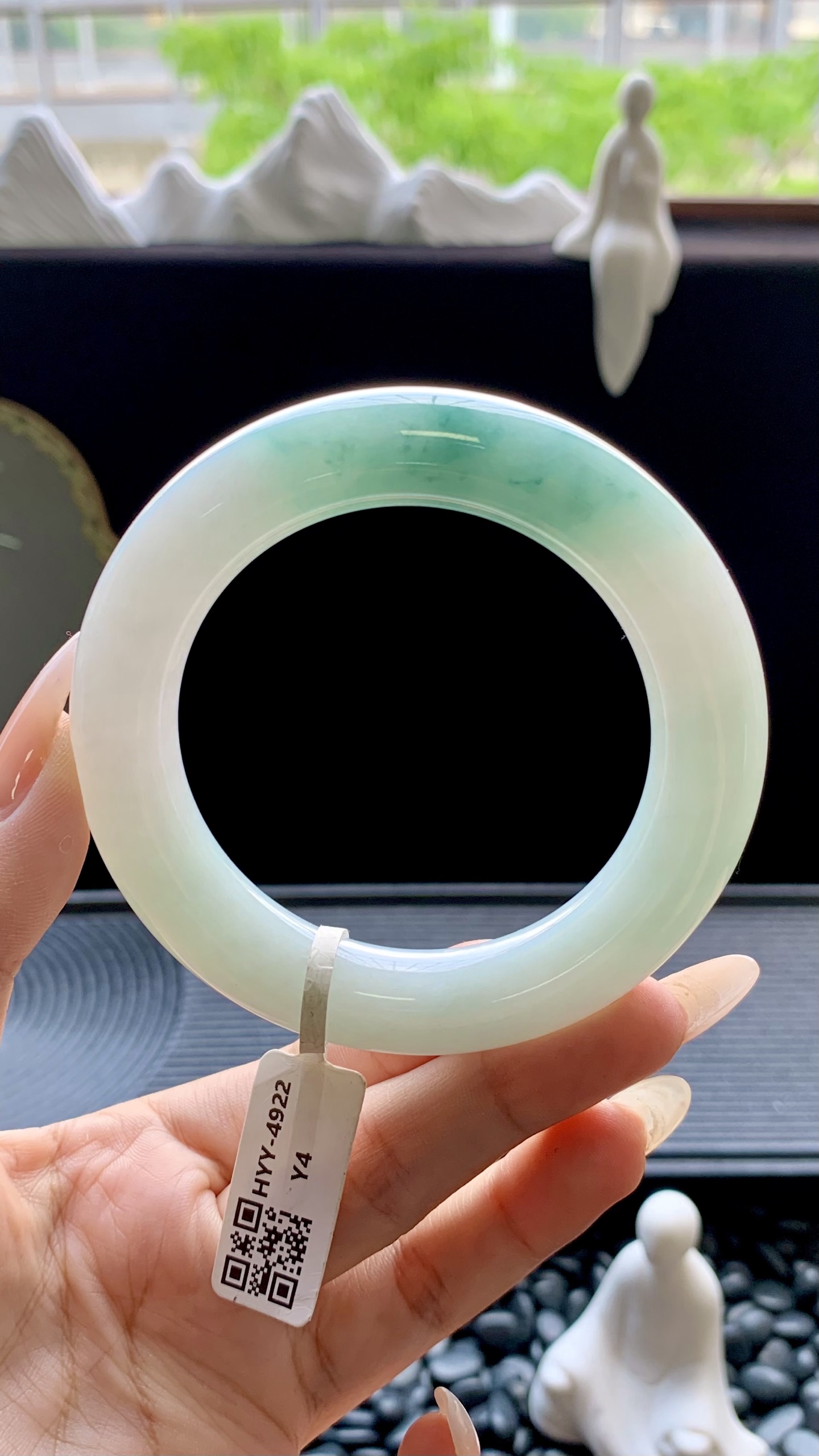 晴底飘花圆条手镯成品 HYY-4922 尺寸：54-12-12