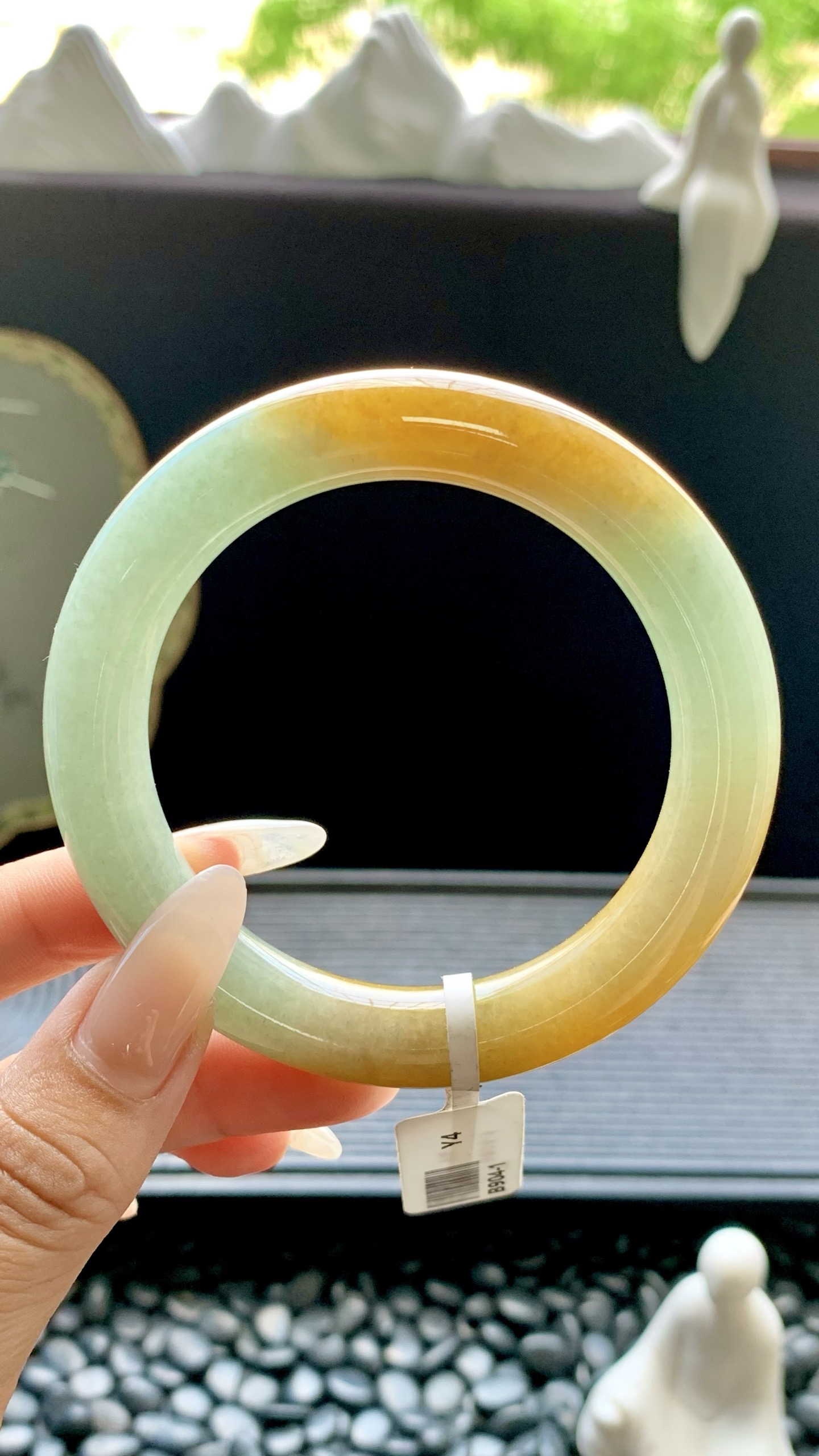 黄加绿圆条手镯成品 B904-1 尺寸：55.5-11-11，90.4-1