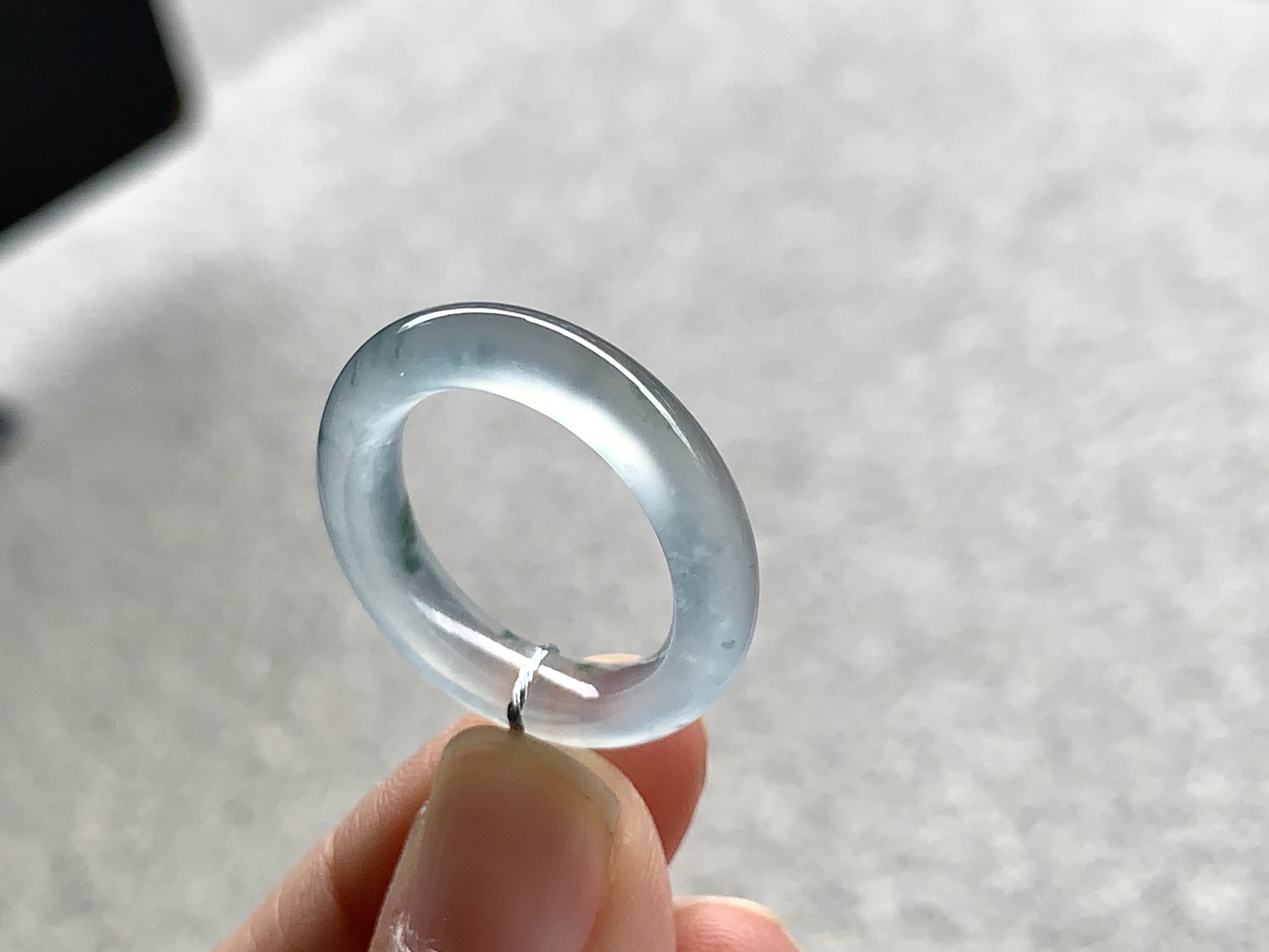 ️ 【飘绿戒圈】 尺寸：5.2×4 圈口15