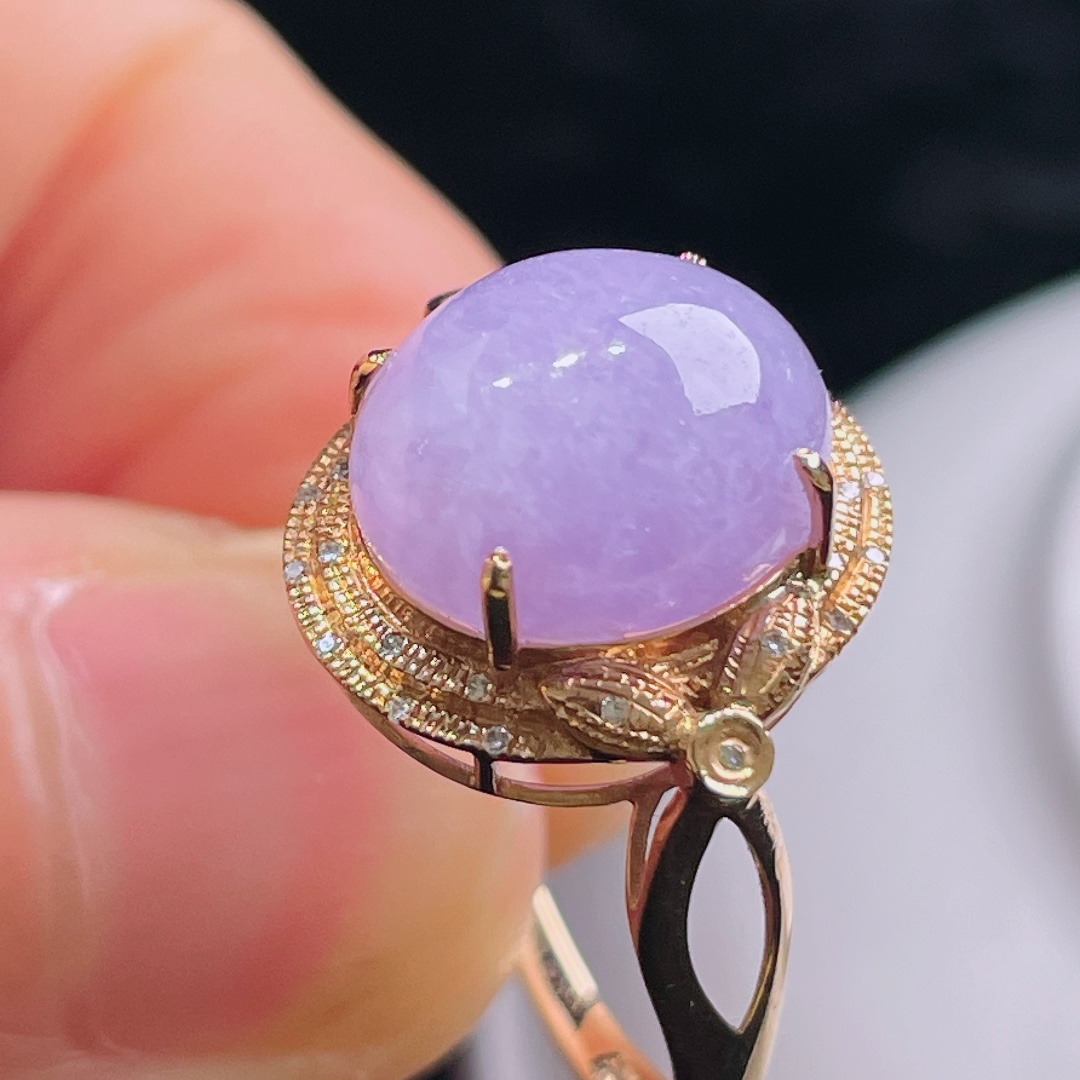️戒指，18k镶嵌，老种起光，细底通透，尺寸：裸石12/9.8/5.8mm0920