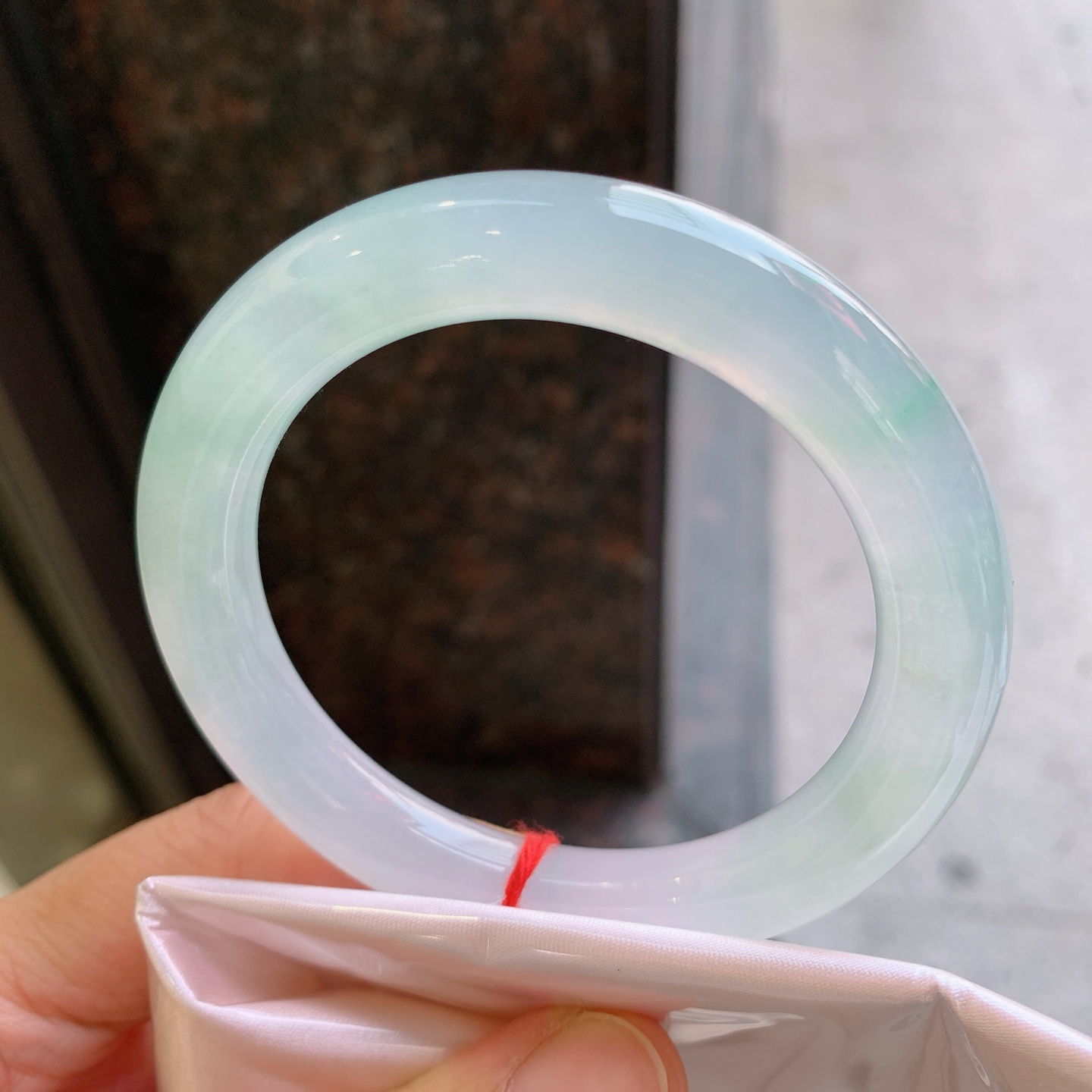 圆条冰飘绿 无裂 尺寸：55/10 冰润