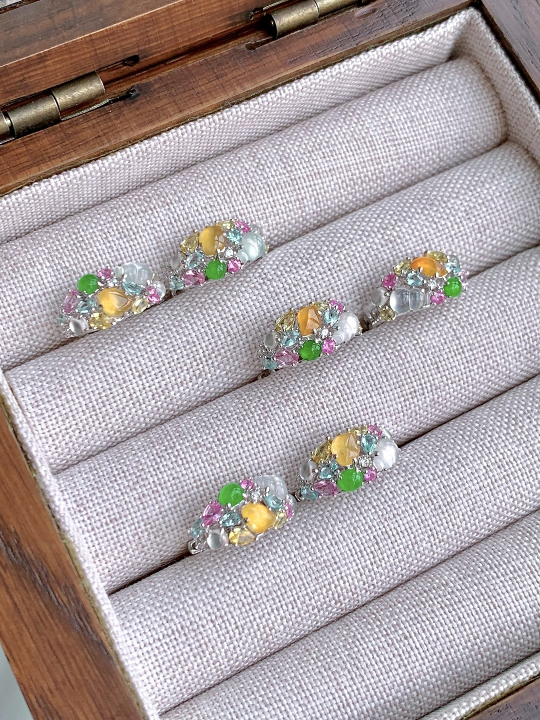设计款冰多宝随形耳包 缅甸 18k金镶嵌 无裂 性比高 小巧精致 圈图下单 对