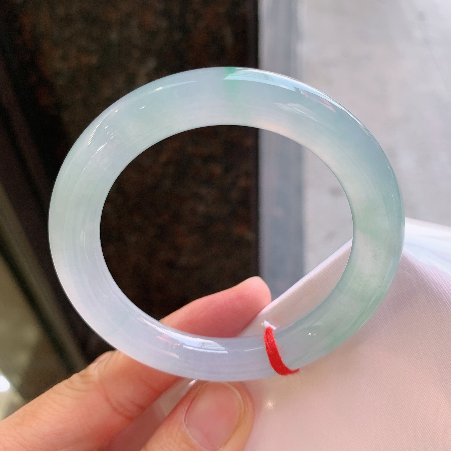 圆条冰飘绿 无裂 尺寸：55/10 冰润