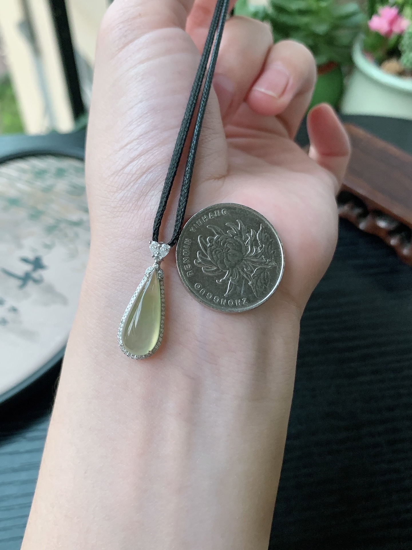 18k金镶嵌老坑冰种胶感冰黄翡水滴吊坠 裸石尺寸:18-7.5-6mm
