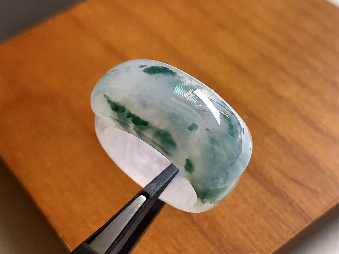 ️ 冰种飘花马鞍戒指 飘花色泽漂亮，种水，无裂尺寸30.8*14*6.3