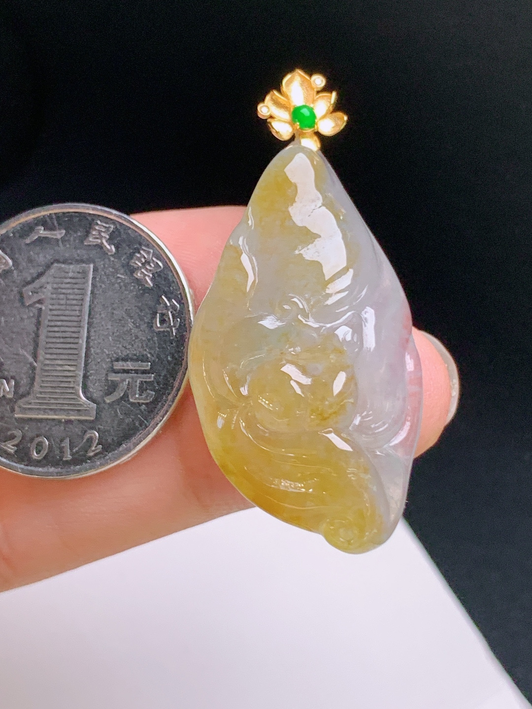 ️ 冰黄翡九尾狐吊坠，种老起胶，色泽柔美，福气满满 08