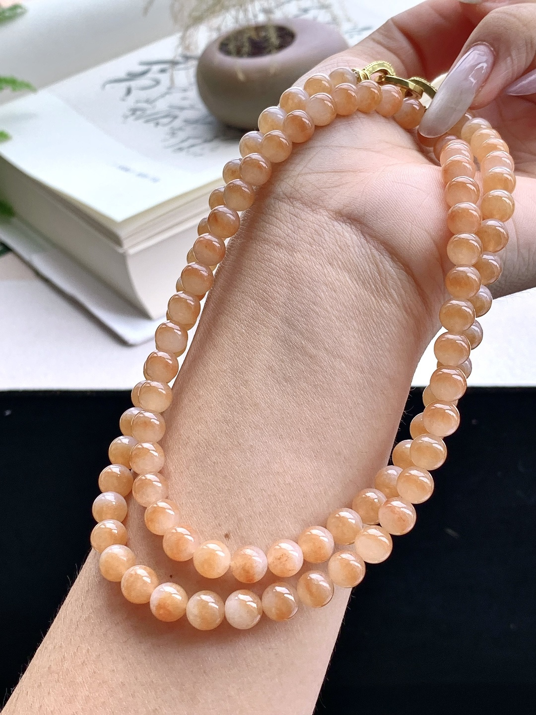 【珠子】️冰飘黄翡珠链圆珠子珠链 【说明】缅甸 性比高 【尺寸】6.8mm，31cm 【重量】54.5克