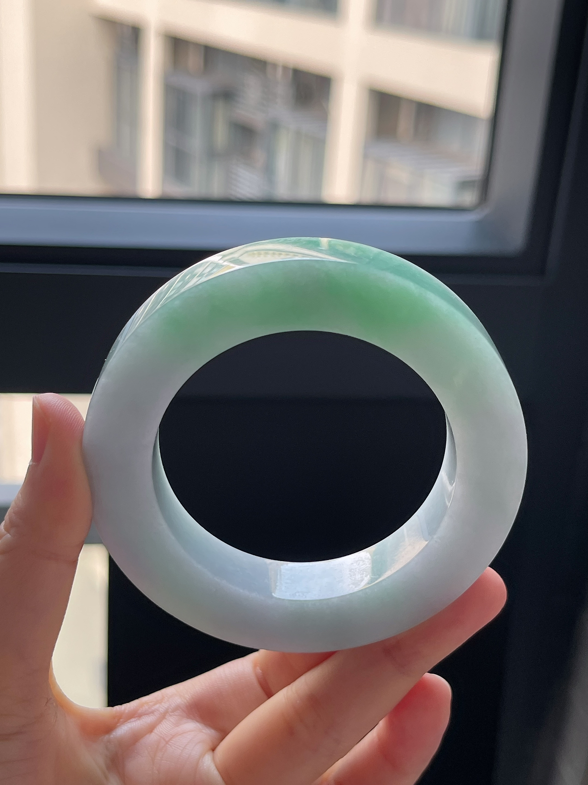 翡翠镯饼，⭕️正圈最大做61，最小做52.9
