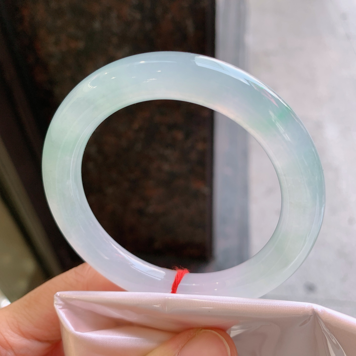 圆条冰飘绿 无裂 尺寸：55/10 冰润