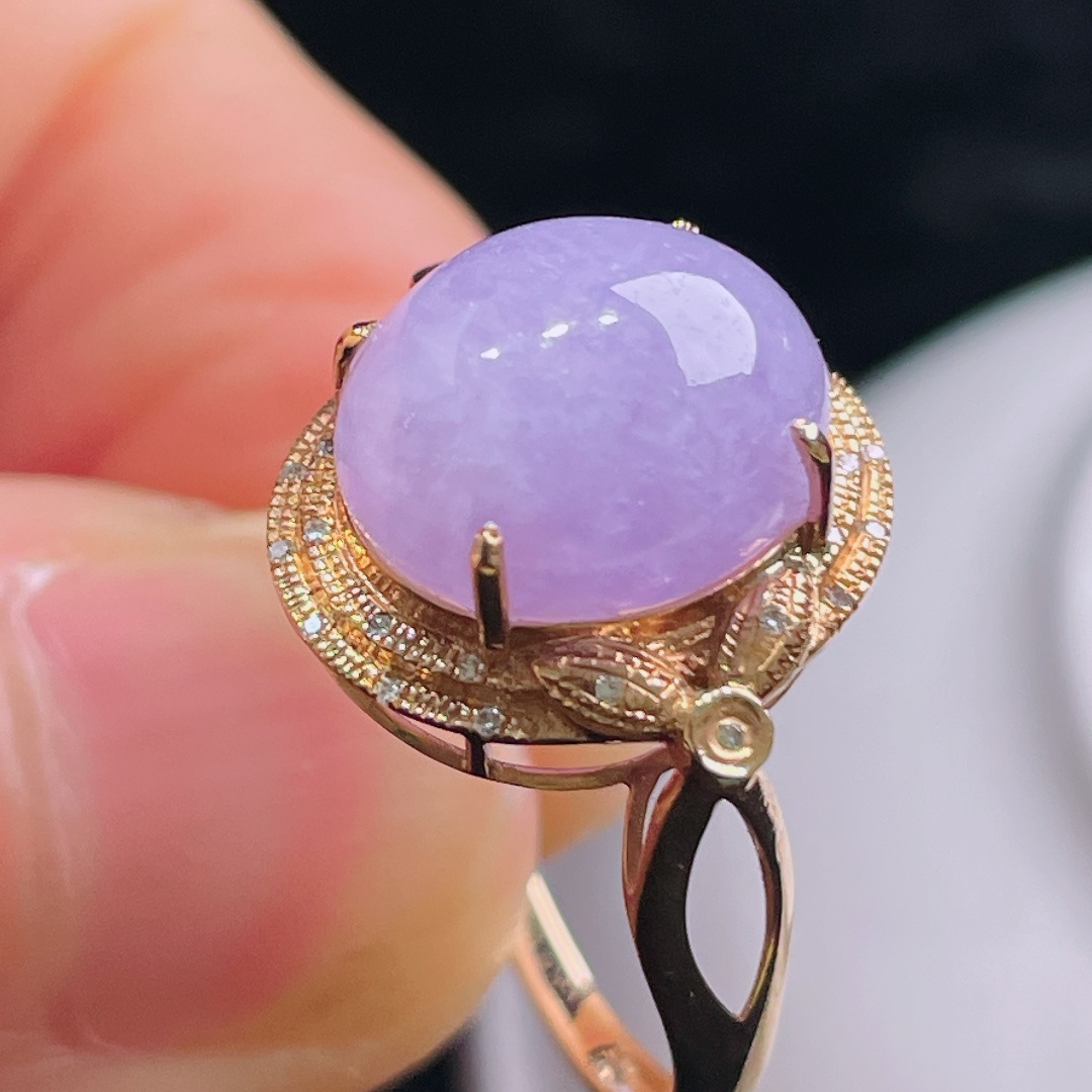 ️戒指，18k镶嵌，老种起光，细底通透，尺寸：裸石12/9.8/5.8mm0920