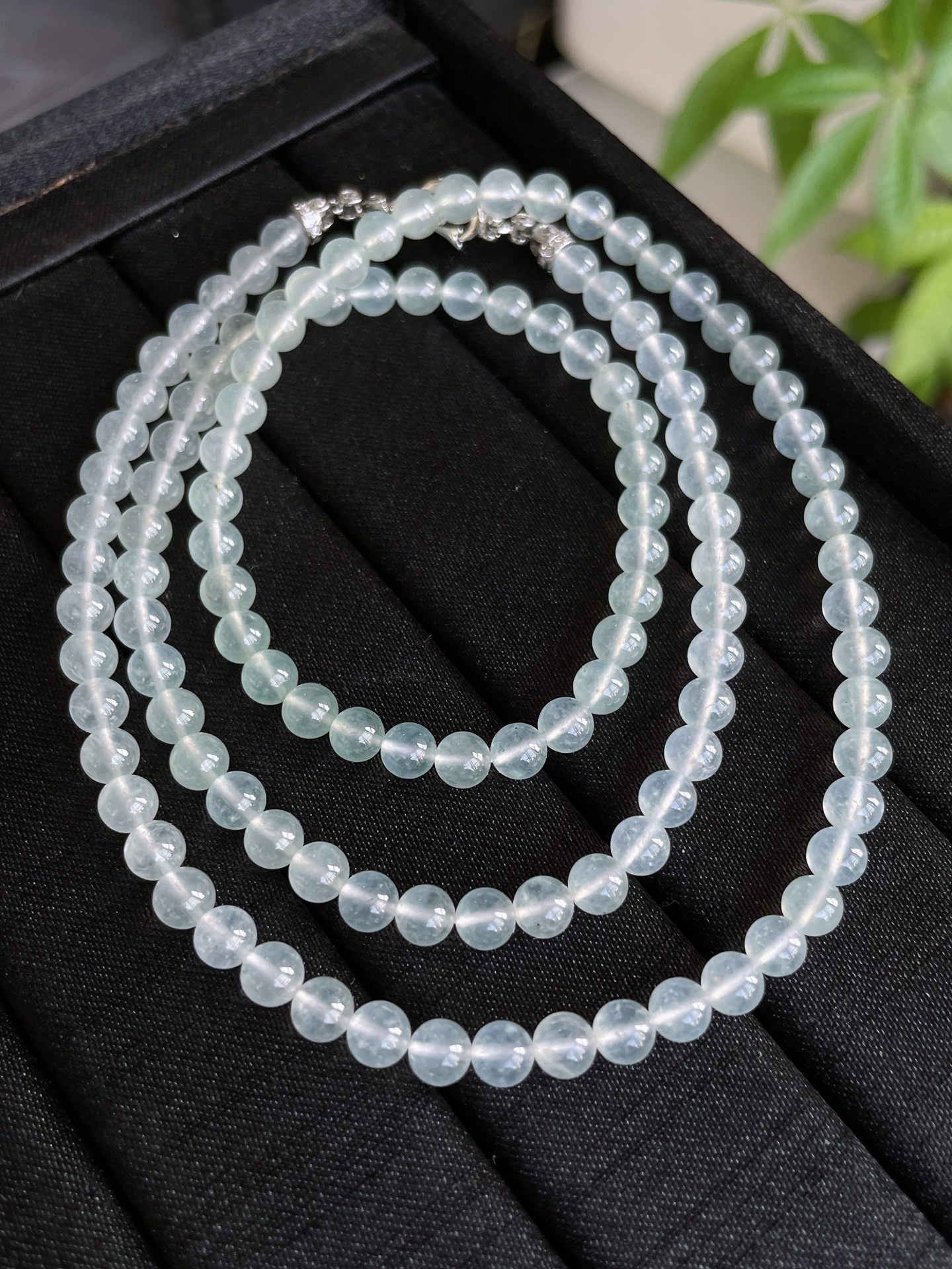 玻璃冰透亮飘花珠珠项链，卡5mm，118颗 S09
