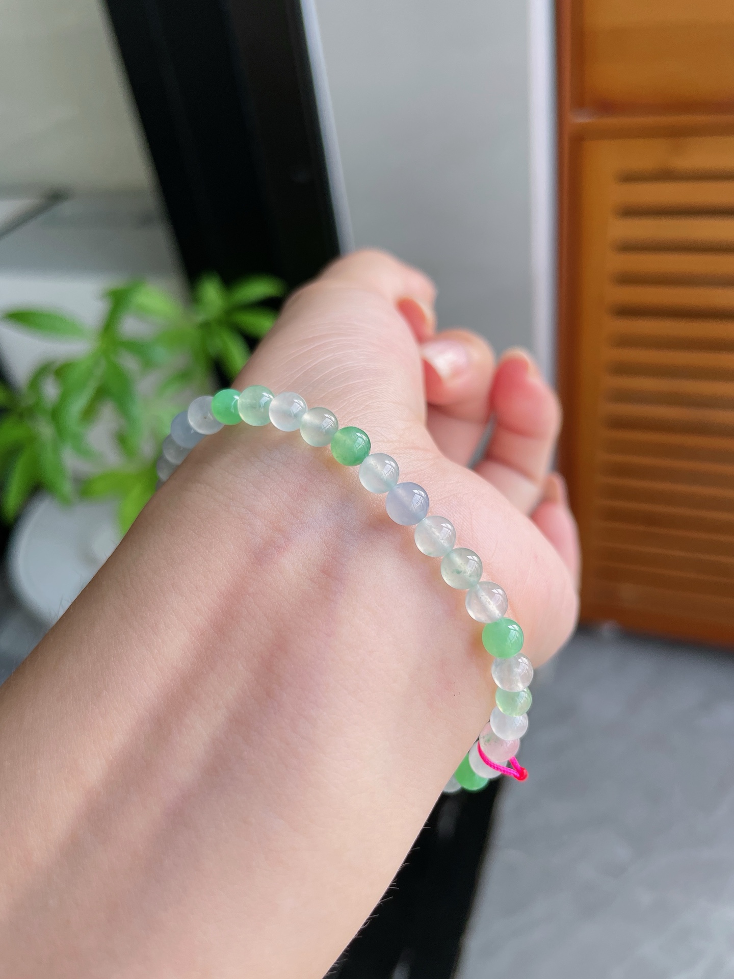 玻璃冰清爽双彩珠手链 卡5mm S09