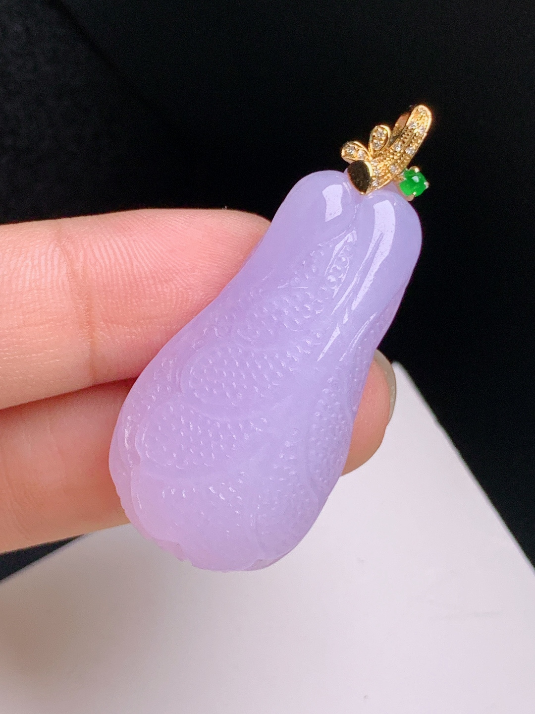 ️ 白菜吊坠，满色浓艳，雕工细致，百财聚来 裸石36.3-19.8-10 整体45.9 29