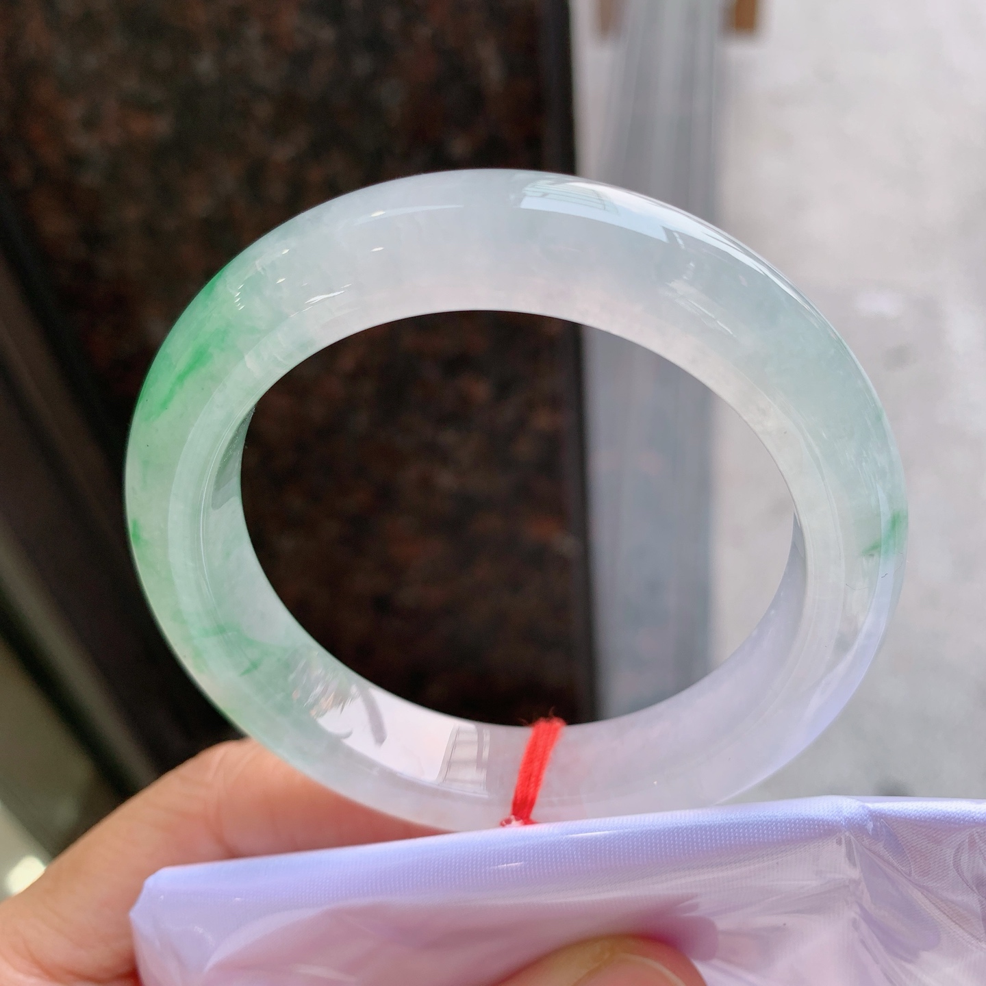 正圈冰飘绿花 微晶体纹 尺寸：55/12/9.5 花色漂亮