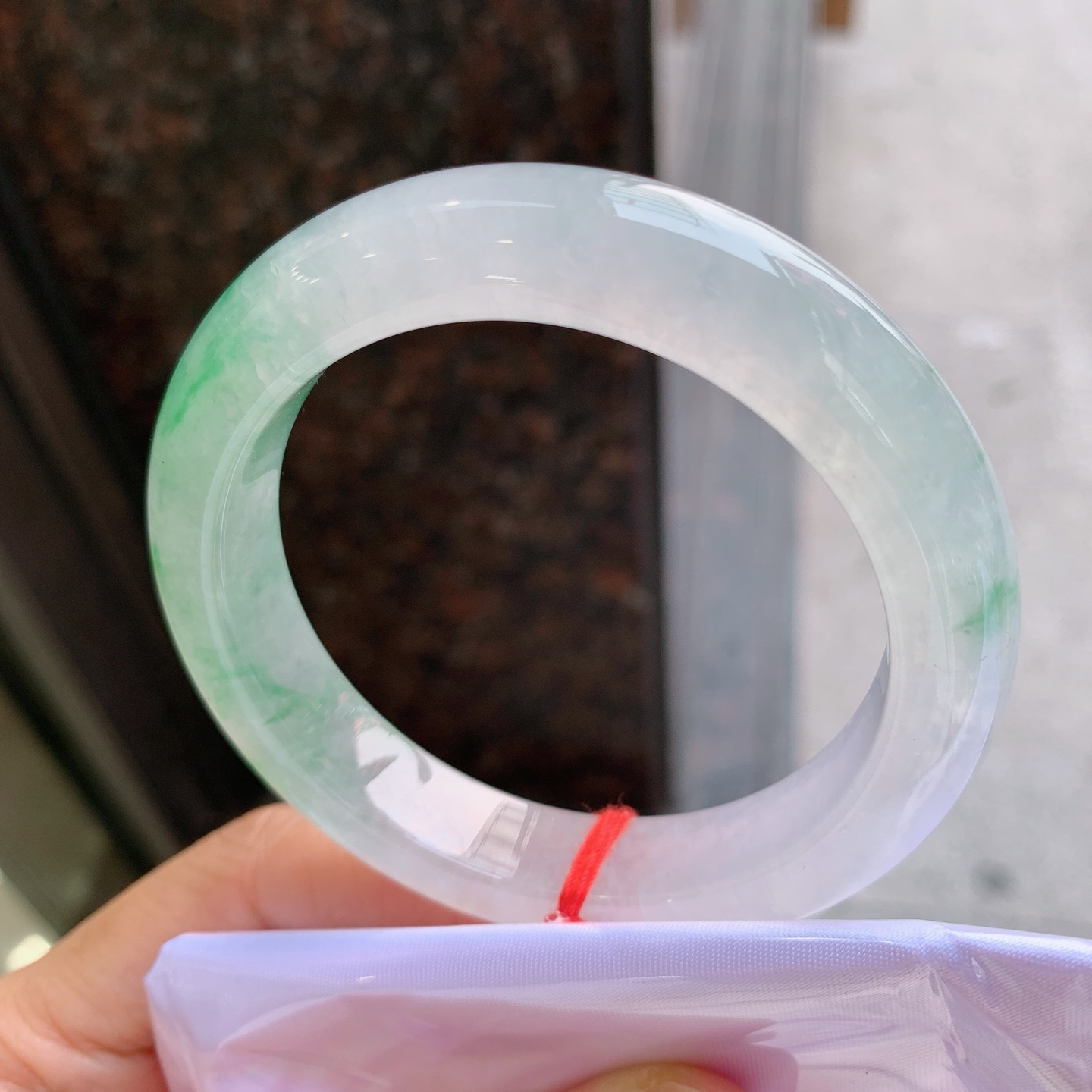 正圈冰飘绿花 微晶体纹 尺寸：55/12/9.5 花色漂亮