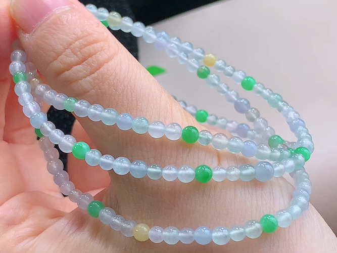 ️ 三彩珠链，尺寸取一3.5mm，包A附证书