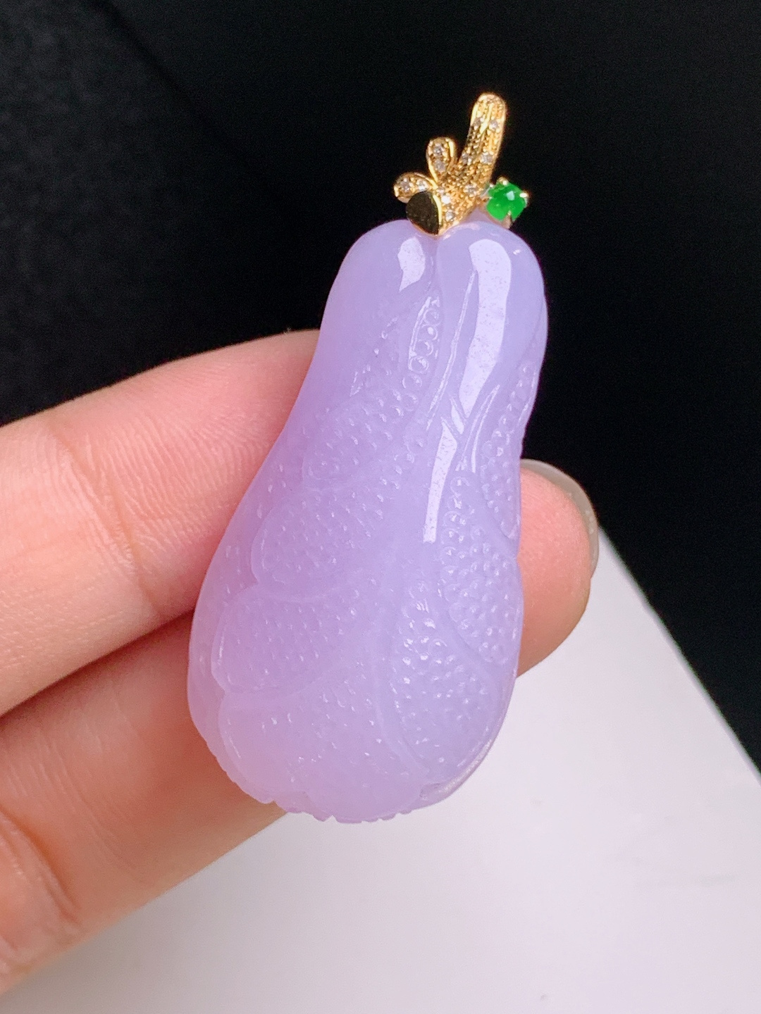 ️ 白菜吊坠，满色浓艳，雕工细致，百财聚来 裸石36.3-19.8-10 整体45.9 29
