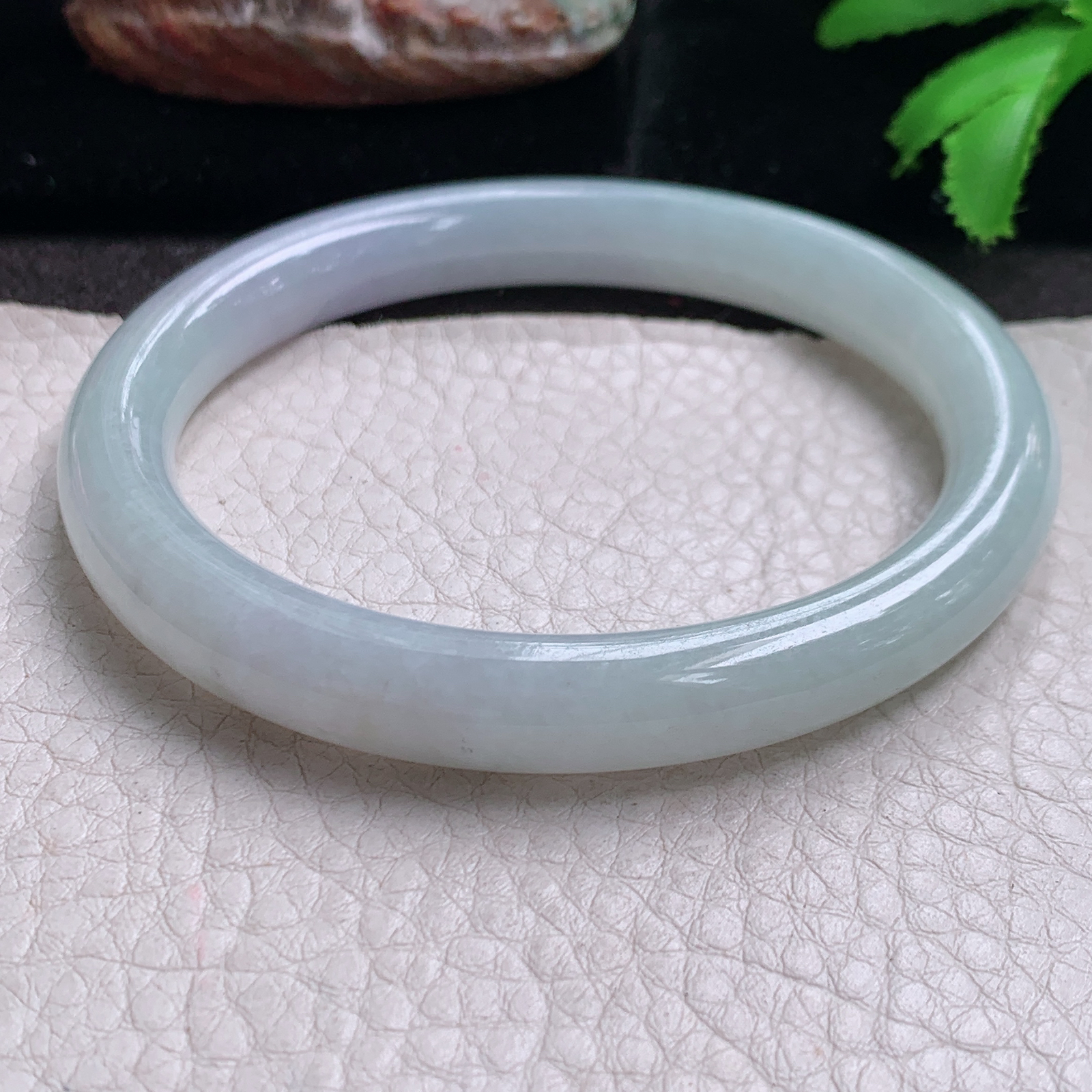 jc大圈口60*9美人镯 缅甸翡翠a货玉手镯冰胶飘紫圆条叮当镯