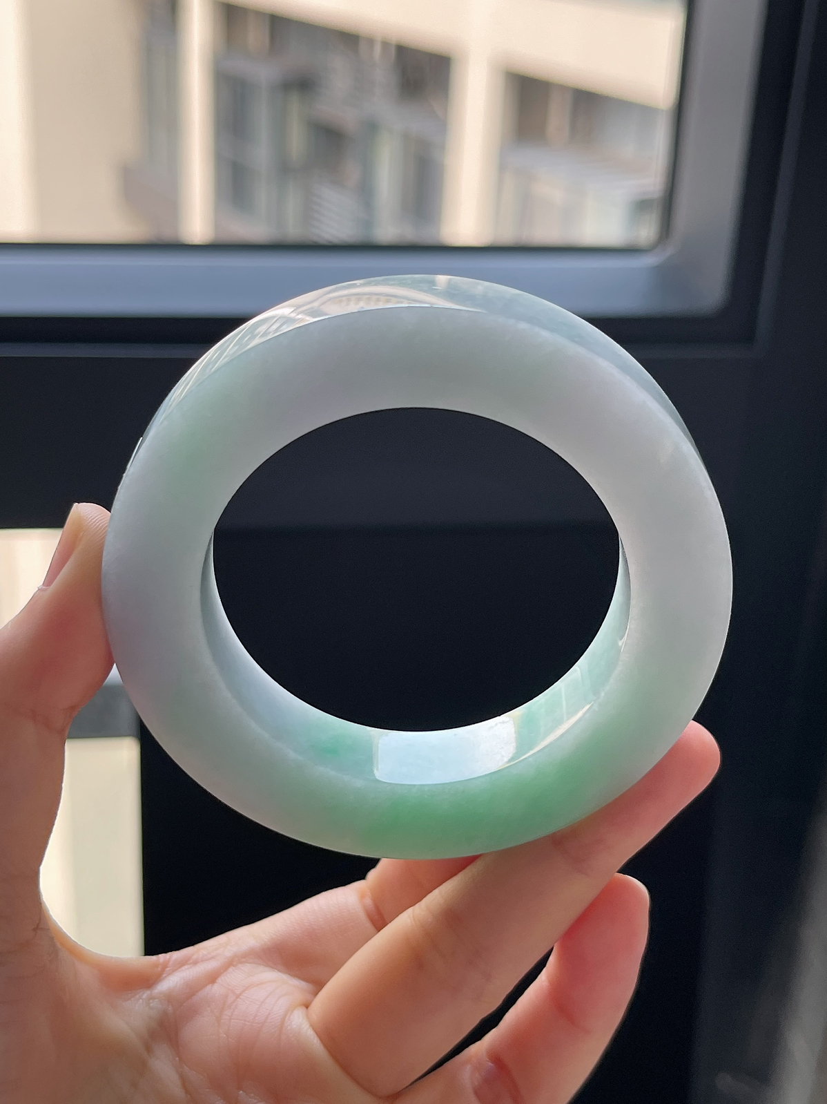 翡翠镯饼，⭕️正圈最大做61，最小做52.9