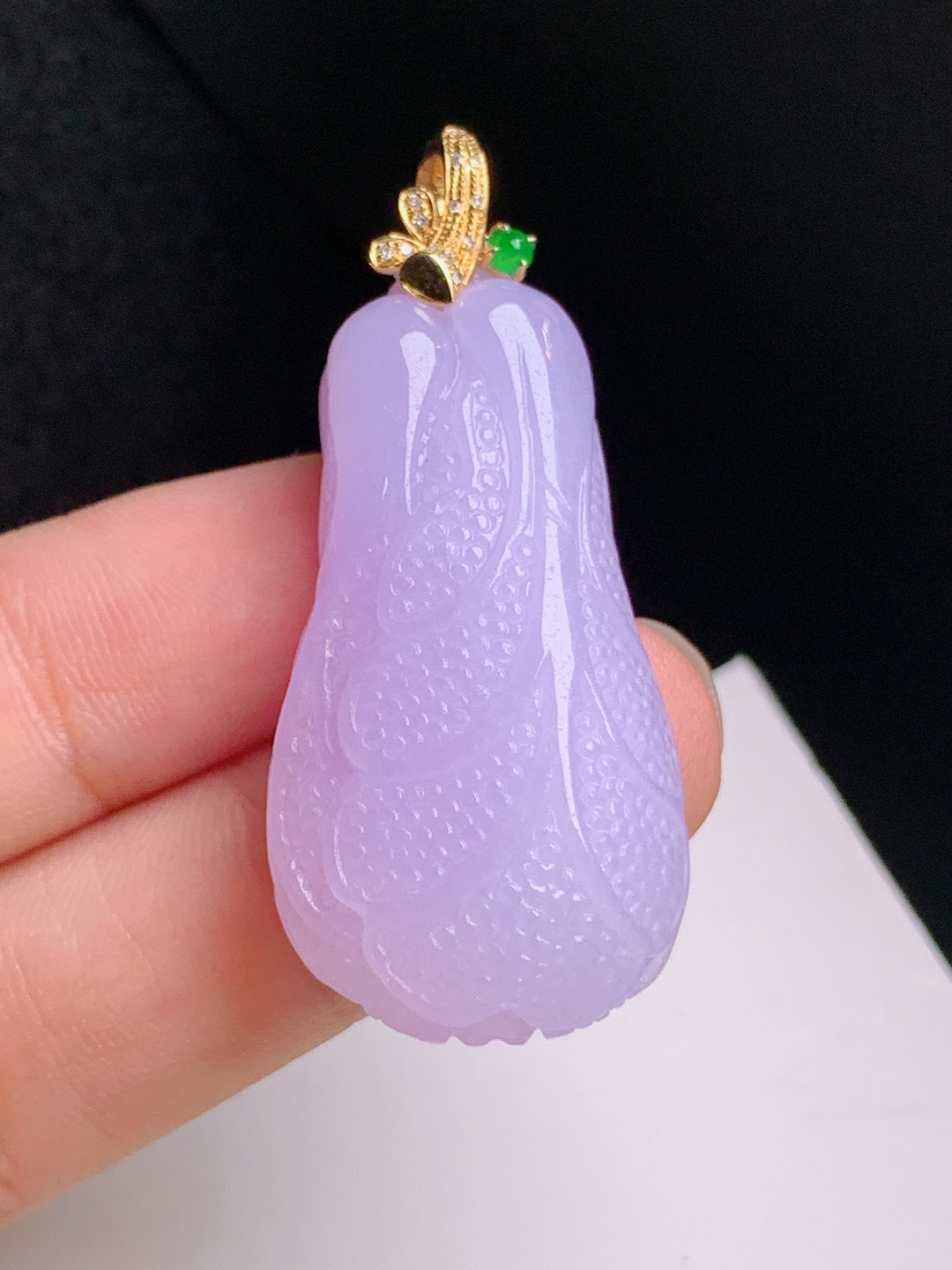 ️ 白菜吊坠，满色浓艳，雕工细致，百财聚来 裸石36.3-19.8-10 整体45.9 29