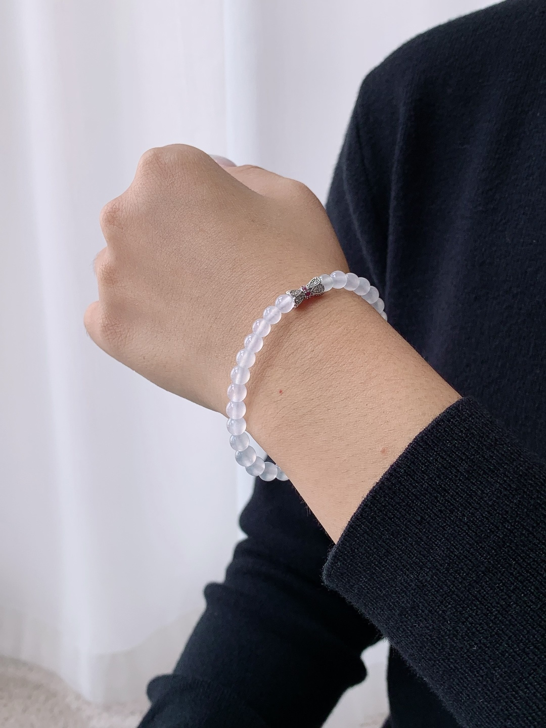 【珠子】️冰白冰手串圆珠子手串 【说明】缅甸 性比高 【尺寸】5.6mm 【重量】10克