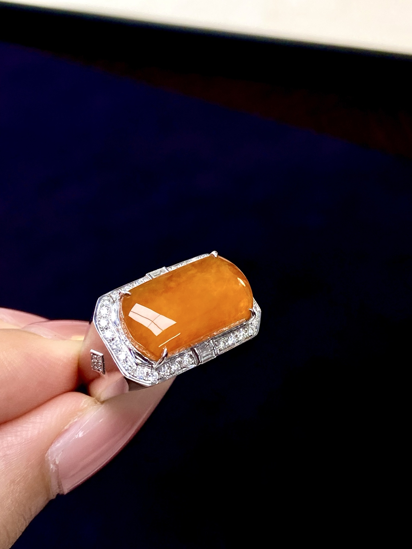 ️冰种黄翡马鞍戒指，来抹招财色，戴金吸金，温润且显贵气，戴上它 无声的社交名片，裸石：17.9-9