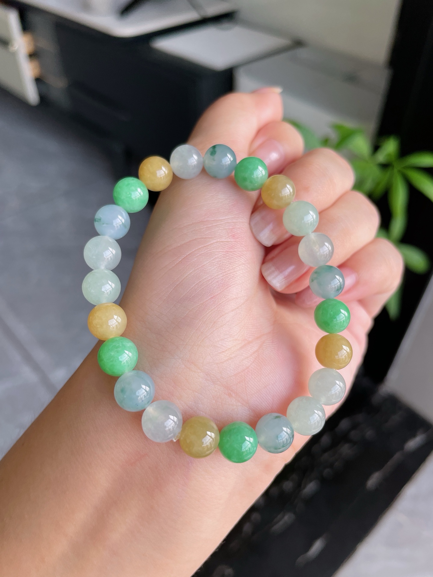 冰种三彩飘花珠手串 卡8mm S09