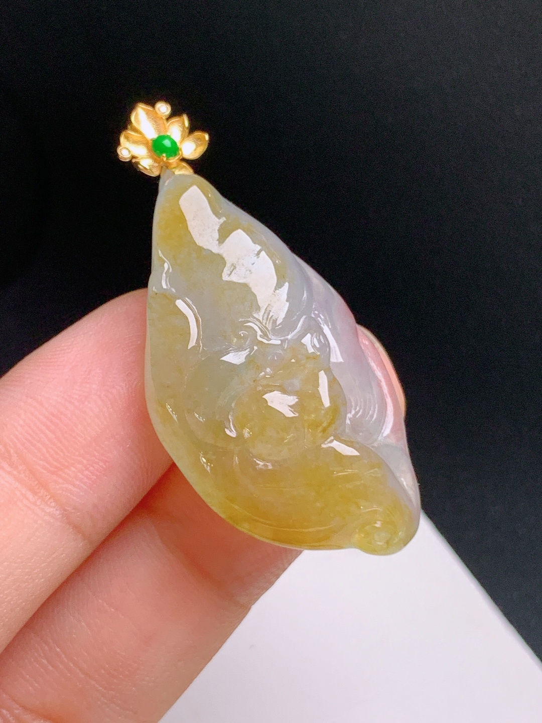 ️ 冰黄翡九尾狐吊坠，种老起胶，色泽柔美，福气满满 08