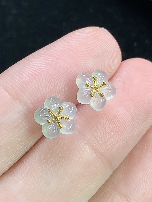 18k金镶冰种花开富贵耳钉，无裂，尺寸7.7-2.0mm，j20sag