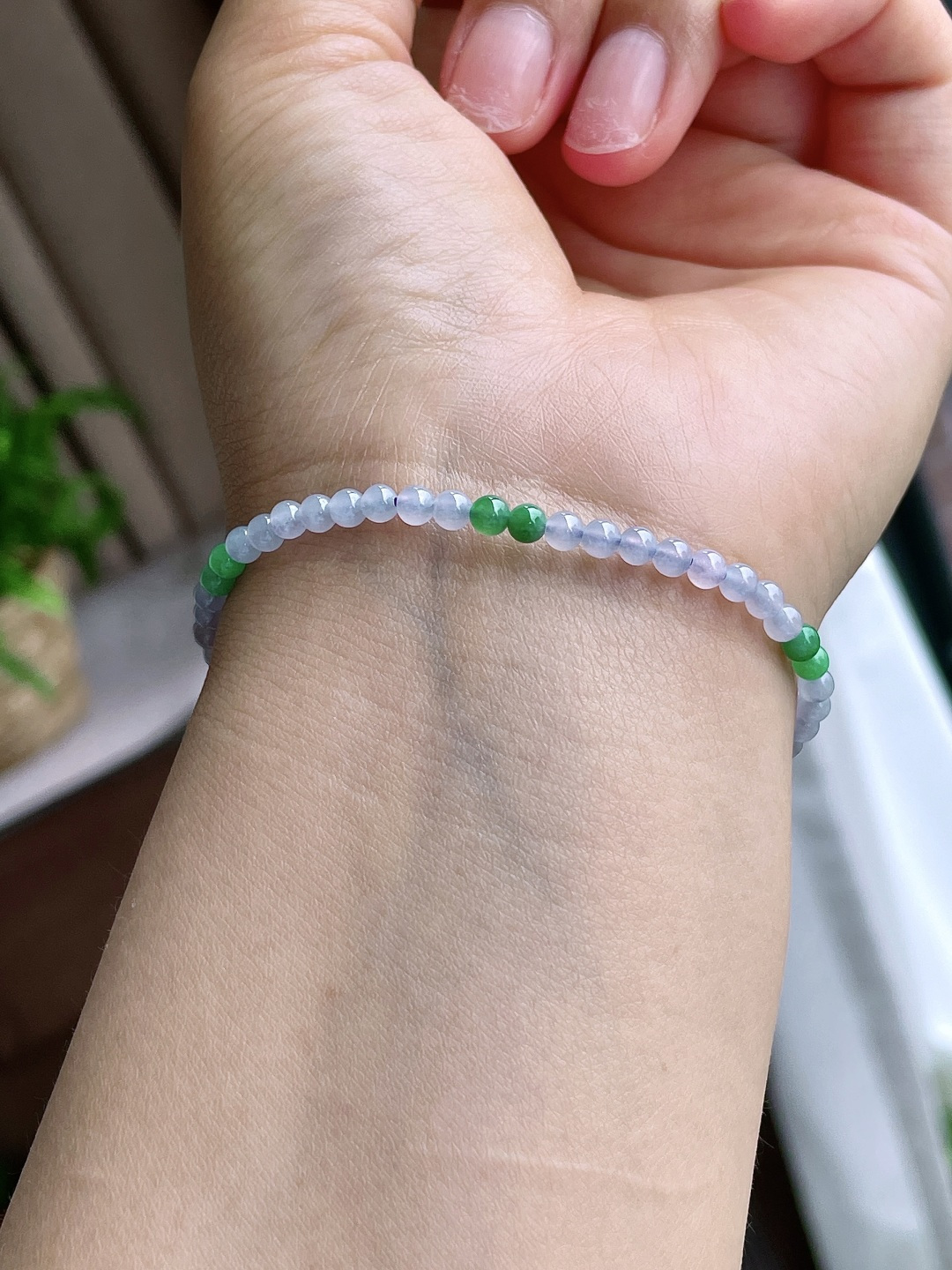 【珠子】冰双彩手串圆珠珠子手串 【说明】缅甸 性比高 【尺寸】3.6mm 【重量】4.3克