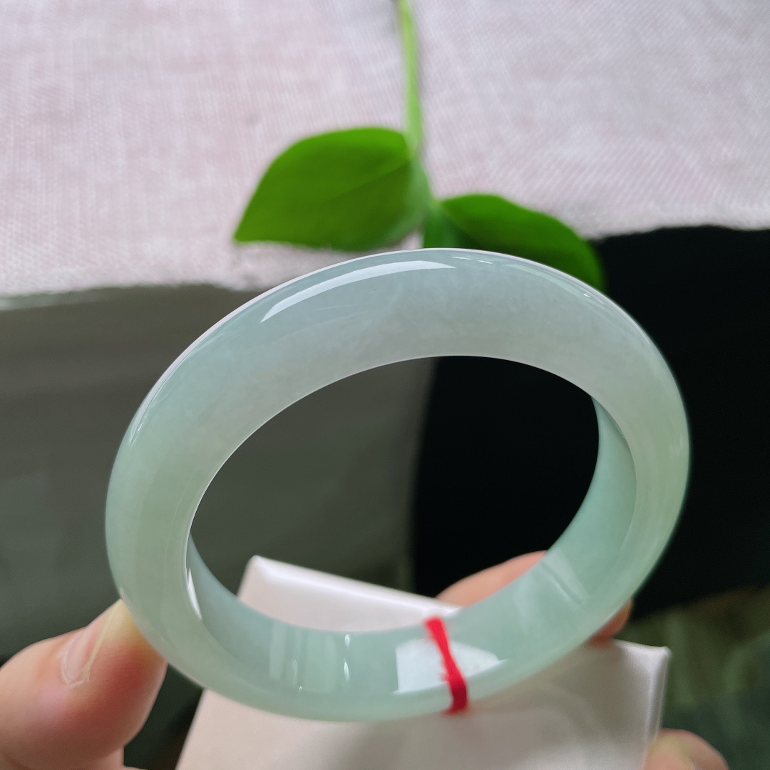 58.5/13.4/9.0，绿底，水润，细腻，甜美，优雅，贵气，耐看，雍容华贵，无裂，ss59731a