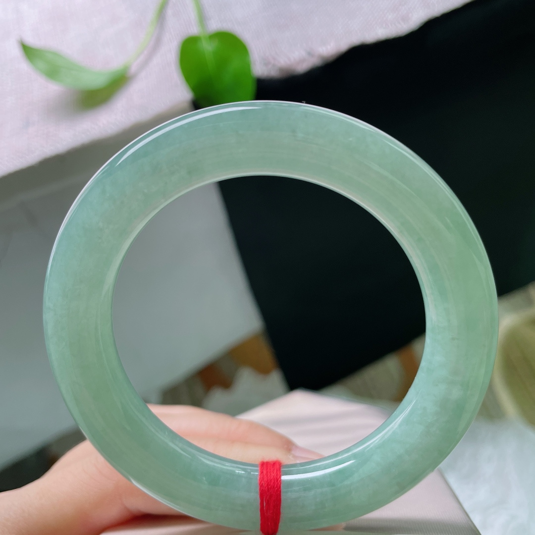 57.1/12.1，满绿圆条，珠光宝气，圆润，种老，富贵显荣，纸醉金迷，无裂，ss59710a