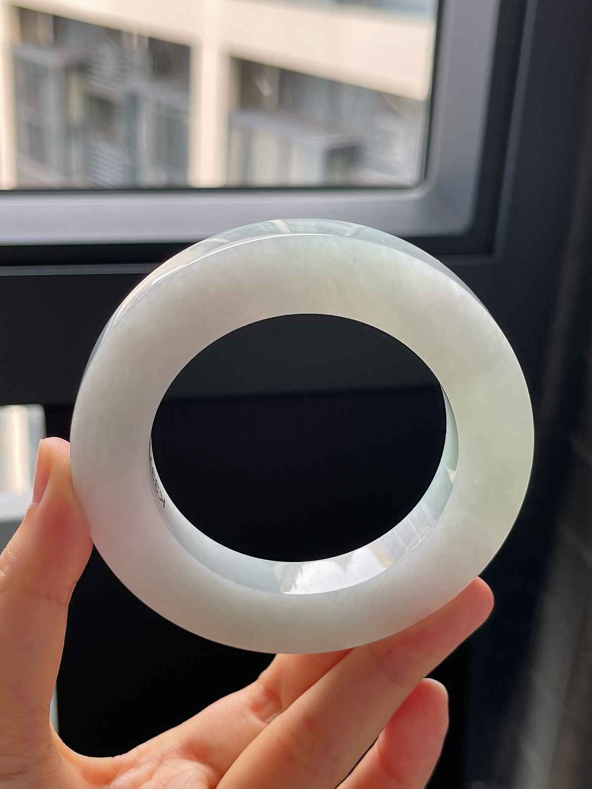 翡翠镯饼，⭕️正圈最大做65，圆条最大做61；最小做55