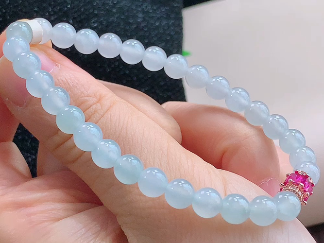 ️ 白冰手串，尺寸取一5.9mm，包A附证书