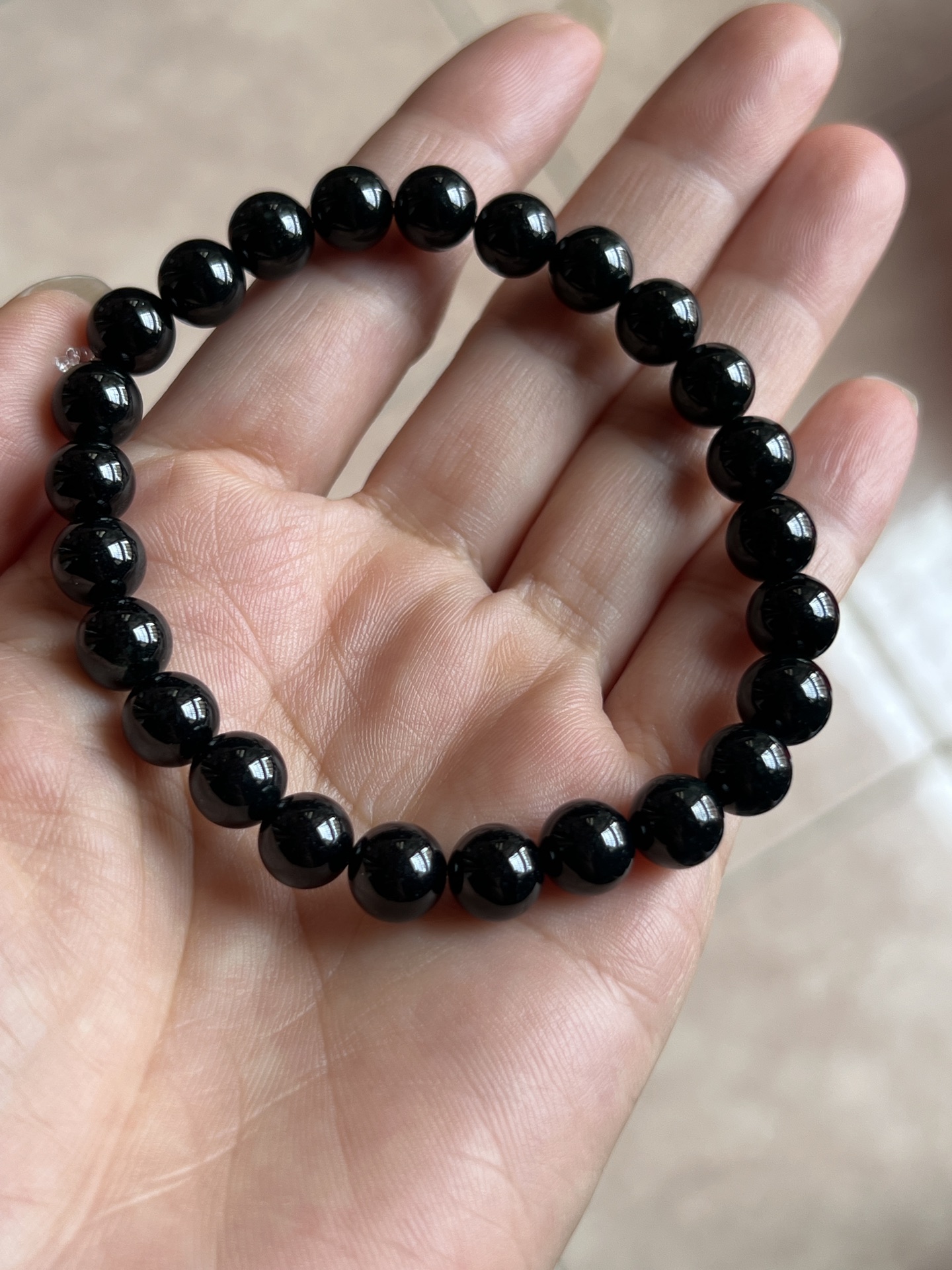 ️ 9.20 精品3号墨翠手链8mm 极黑油亮 质地细腻水头好 灯照透翠绿