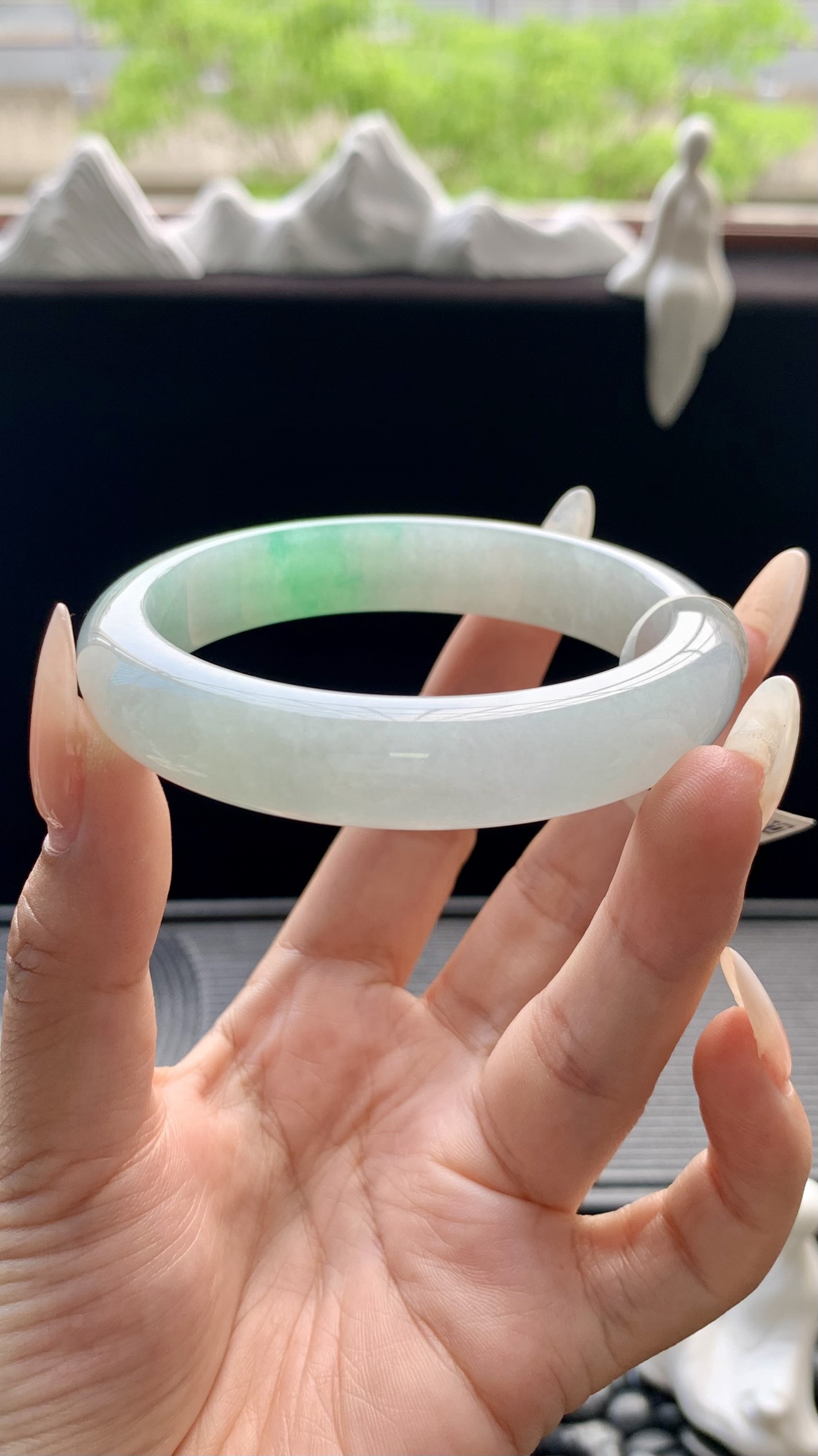 飘绿白底青正圈手镯成品 HYC-1119 尺寸：57-12-8