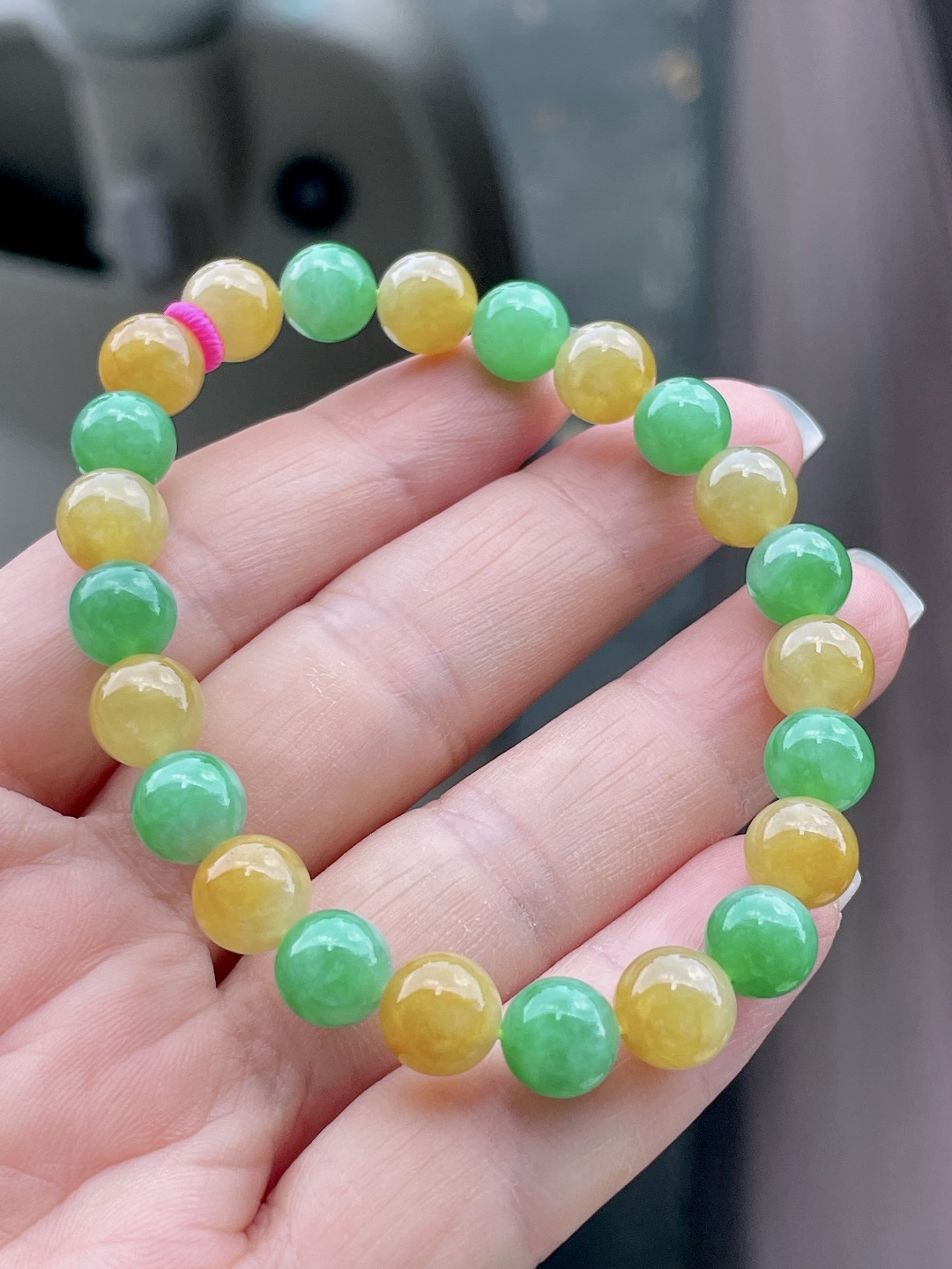 ️ 黄加绿手串 色泽艳丽，珠圆玉润 尺寸：8