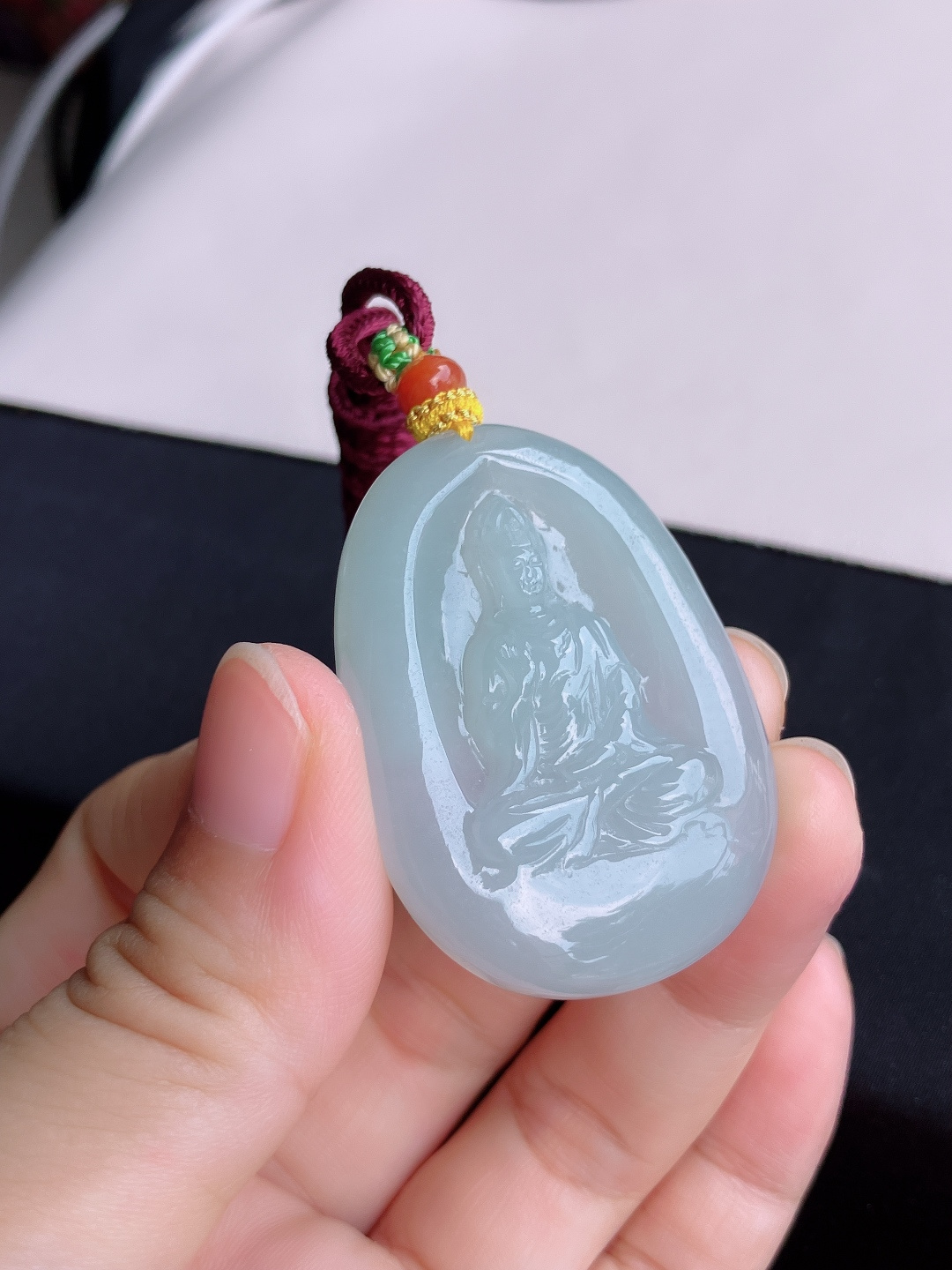 ️底色观音，晶莹剔透，尺寸45.3/32.8/6.8，自然光实拍