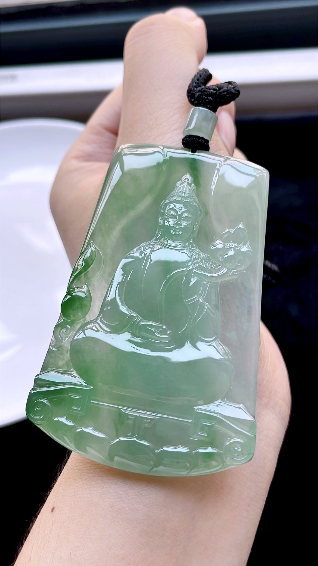 ️ 冰种飘花持莲观音 飘花灵动，种老起胶 尺寸：69.5/45.2/5.8