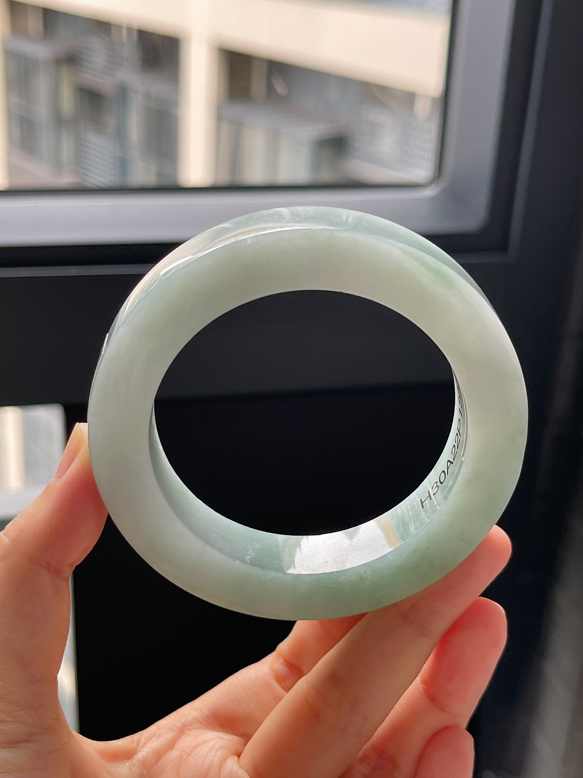 翡翠镯饼，⭕️正圈最大做61，圆条最大做57；最小做55.8