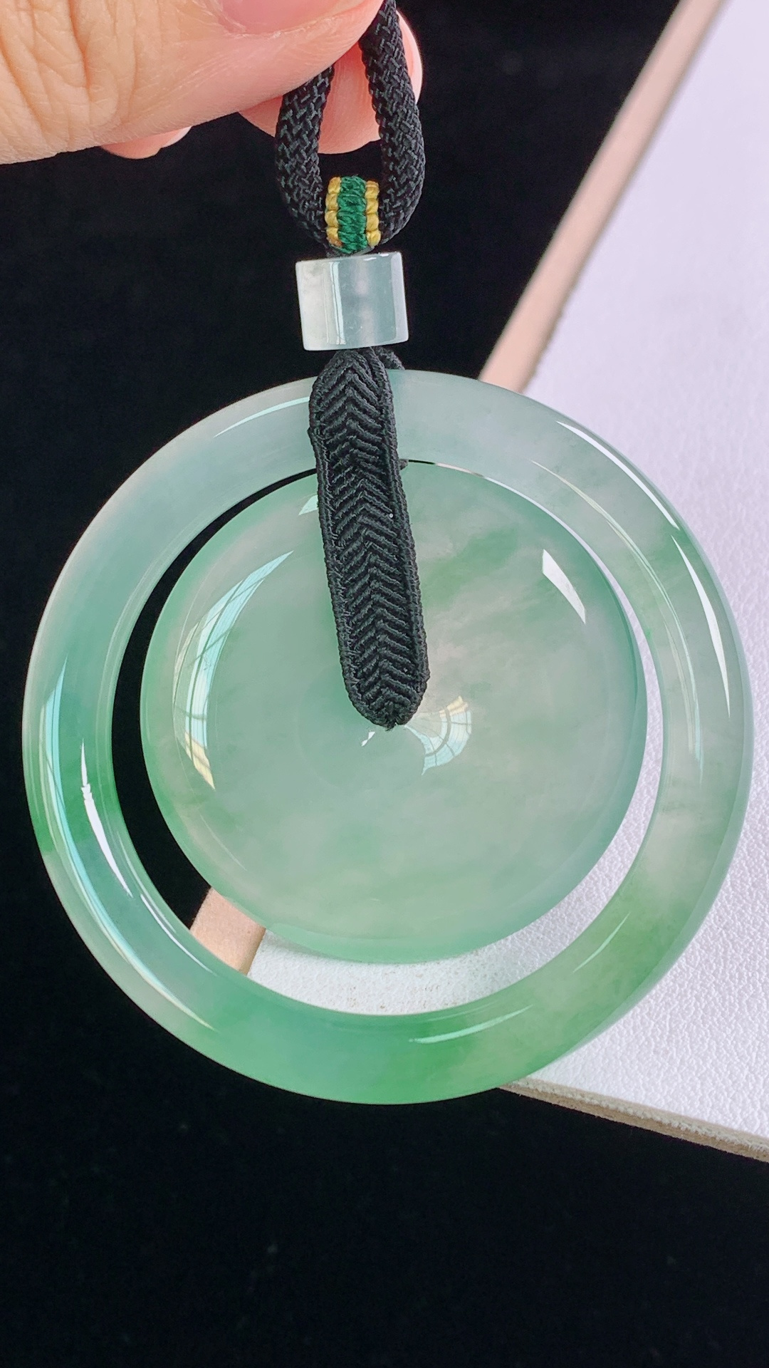 ️高品质 冰晴平安扣 种色兼备，水润清透，无裂，尺寸:50.5-5.8mm 18